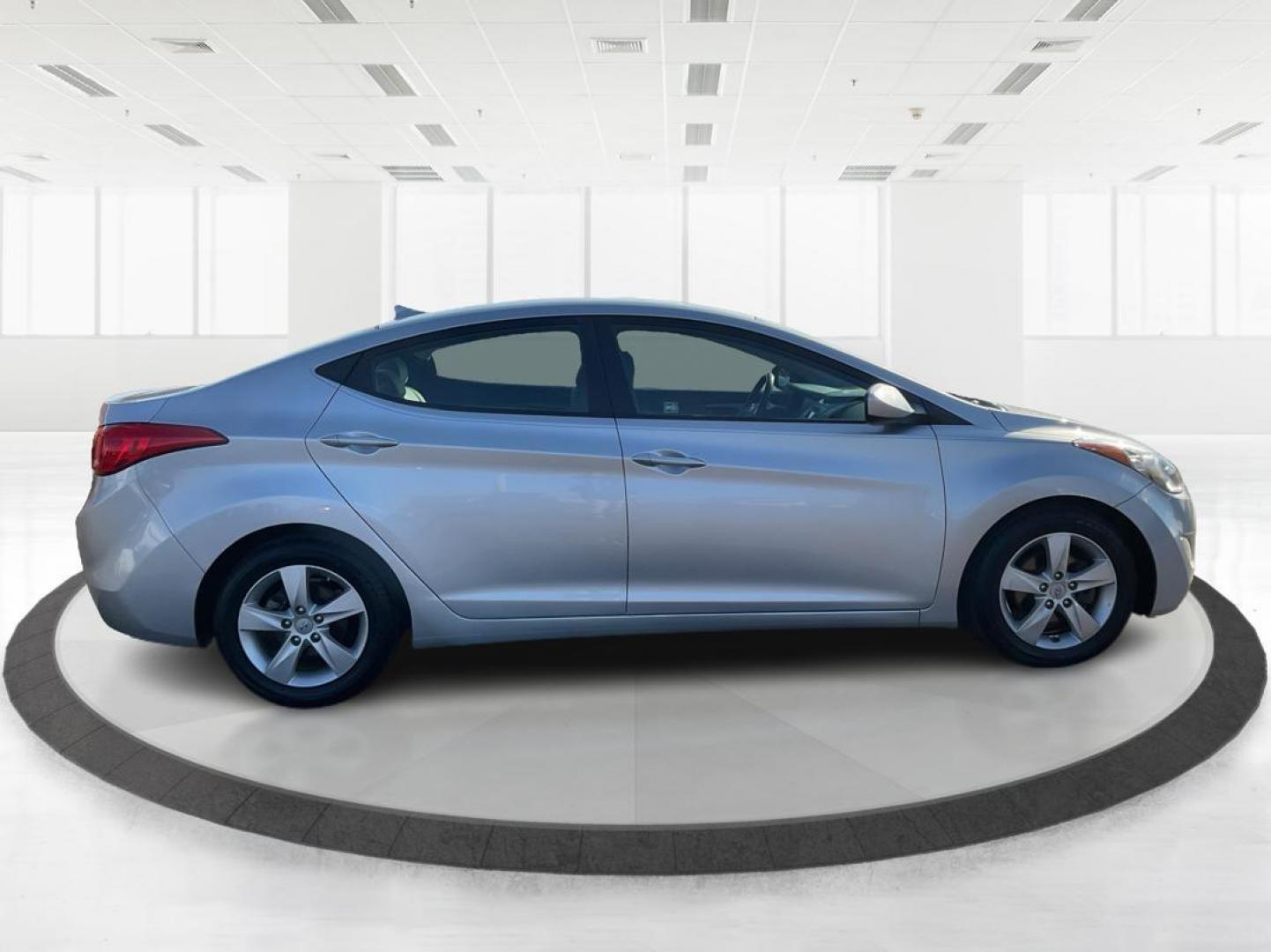 2013 Radiant Silver Metallic Hyundai Elantra GLS A/T (5NPDH4AEXDH) with an 1.8L L4 DOHC 16V engine, 6-Speed Automatic transmission, located at 4508 South Dixie Dr, Moraine, OH, 45439, (937) 908-9800, 39.689976, -84.218452 - Photo#1