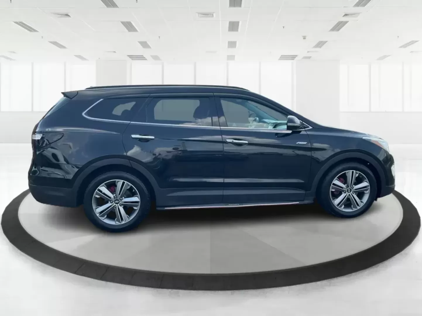 2013 Hyundai Santa Fe Limited (KM8SRDHF5DU) with an Lambda II 3.3L V-6 gasoline direct injection engine, located at 1099 N County Rd 25A , Troy, OH, 45373, (937) 908-9800, 40.057079, -84.212883 - Photo#1