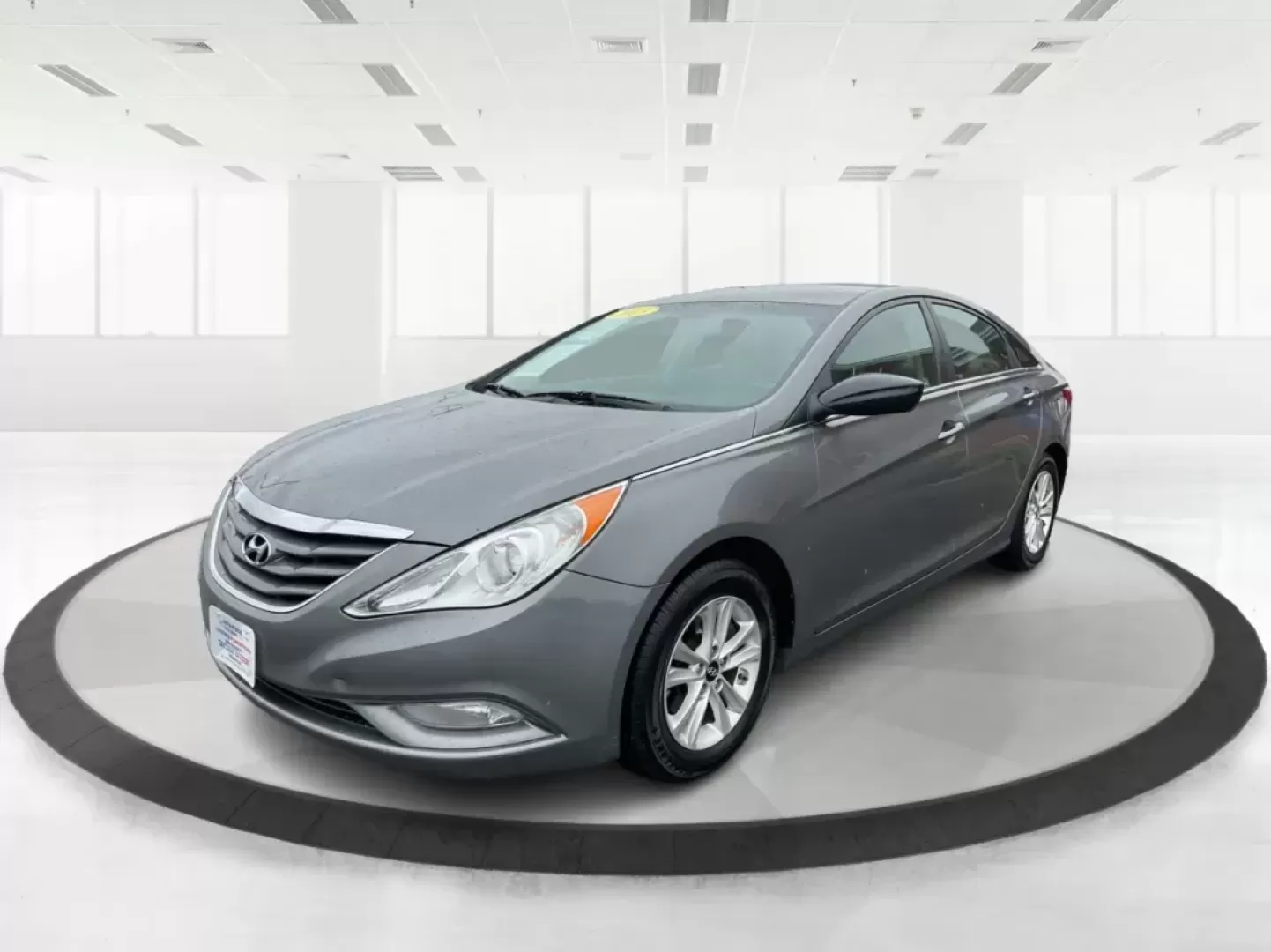 2013 Gray Hyundai Sonata GLS (5NPEB4AC5DH) with an 2.4L L4 DOHC 16V engine, 6-Speed Automatic transmission, located at 8750 N County Rd 25A, Piqua, OH, 45356, (937) 908-9800, 40.164391, -84.232513 - Photo#7