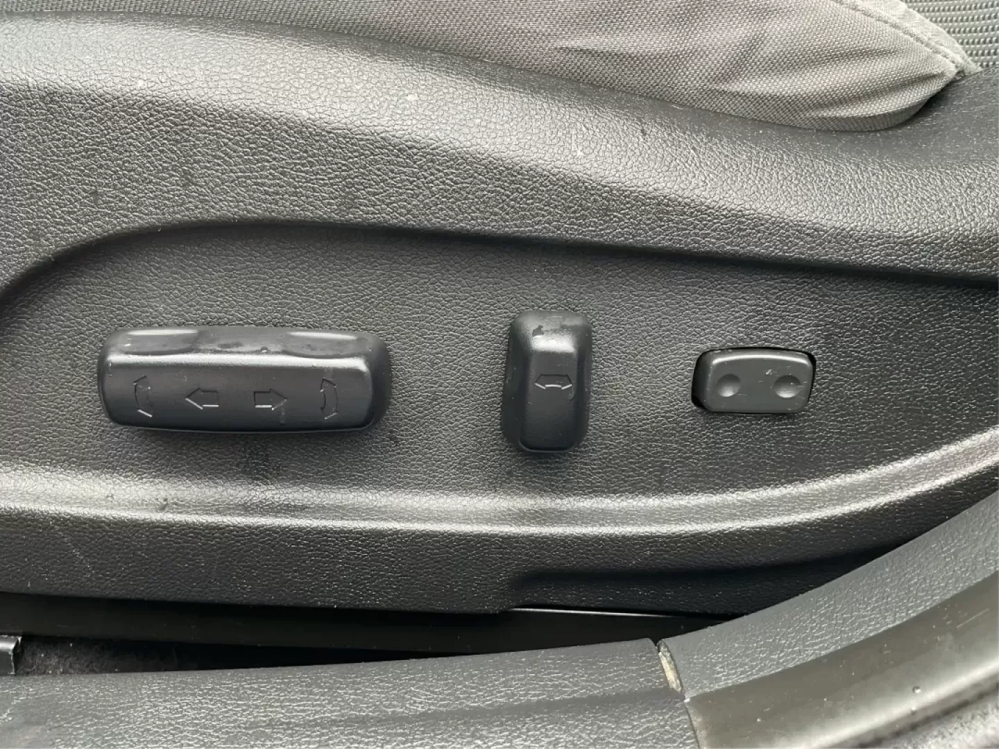 2013 Gray Hyundai Sonata GLS (5NPEB4AC5DH) with an 2.4L L4 DOHC 16V engine, 6-Speed Automatic transmission, located at 8750 N County Rd 25A, Piqua, OH, 45356, (937) 908-9800, 40.164391, -84.232513 - Photo#16