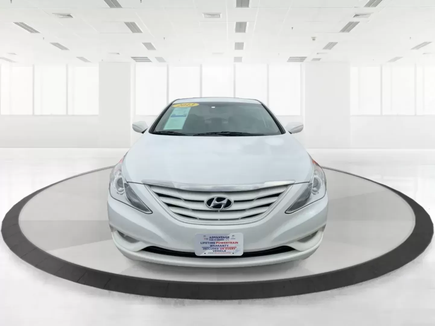 2013 Hyundai Sonata GLS (5NPEB4ACXDH) with an 2.4L I-4 gasoline direct injection engine, located at 1951 S Dayton Lakeview Rd., New Carlisle, OH, 45344, (937) 908-9800, 39.890999, -84.050255 - Photo#7