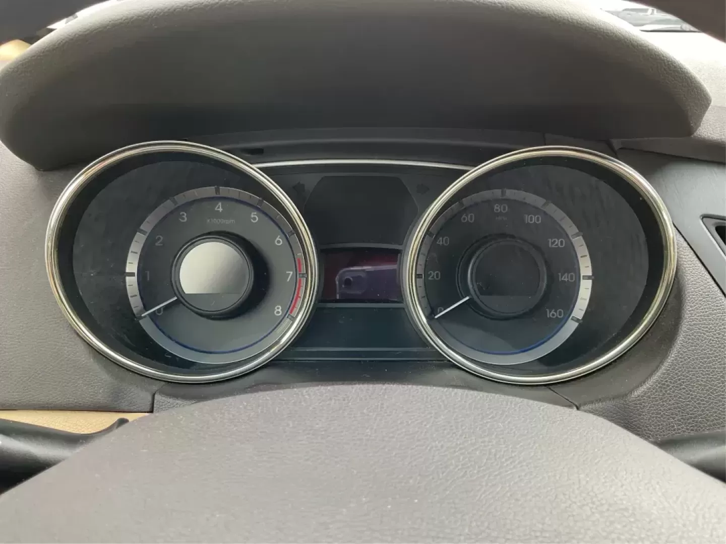 2013 Hyundai Sonata GLS (5NPEB4ACXDH) with an 2.4L I-4 gasoline direct injection engine, located at 1951 S Dayton Lakeview Rd., New Carlisle, OH, 45344, (937) 908-9800, 39.890999, -84.050255 - Photo#15