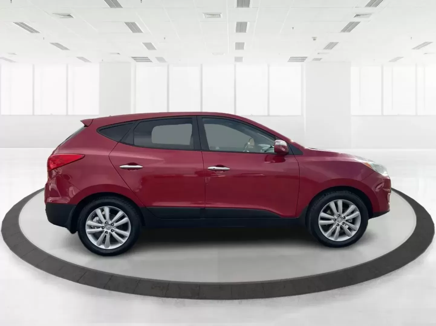 2013 Hyundai Tucson Limited (KM8JU3AC4DU) with an Theta II 2.4L I-4 DOHC engine, located at 1099 N County Rd 25A , Troy, OH, 45373, (937) 908-9800, 40.057079, -84.212883 - Photo#1