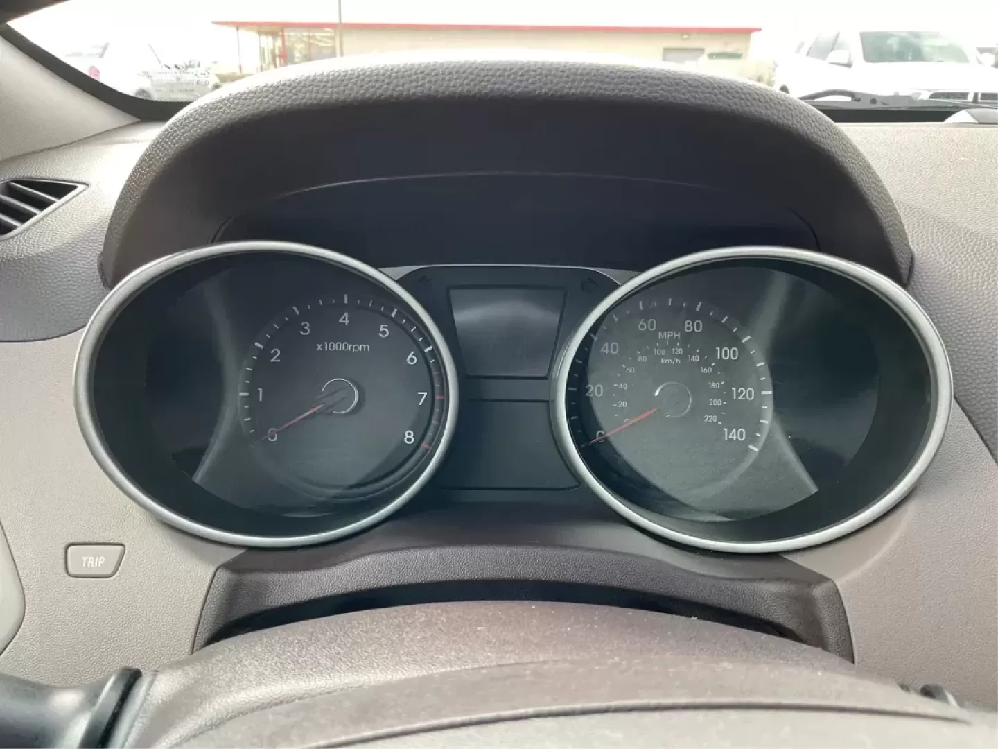 2013 Hyundai Tucson Limited (KM8JU3AC4DU) with an Theta II 2.4L I-4 DOHC engine, located at 1099 N County Rd 25A , Troy, OH, 45373, (937) 908-9800, 40.057079, -84.212883 - Photo#14