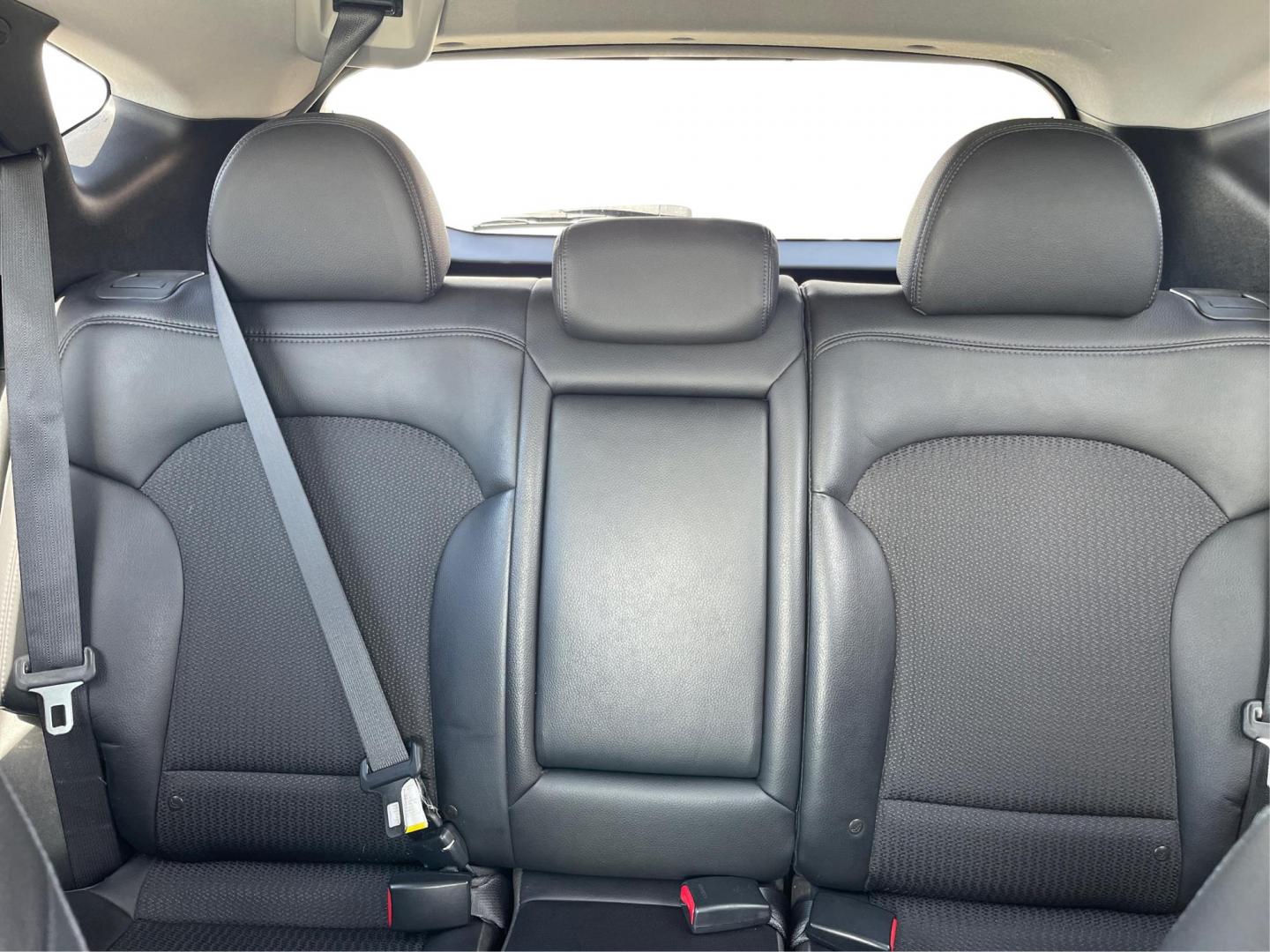 2013 Hyundai Tucson GLS (KM8JU3AC1DU) with an Theta II 2.4L I-4 DOHC engine, located at 1099 N County Rd 25A , Troy, OH, 45373, (937) 908-9800, 40.057079, -84.212883 - Photo#13