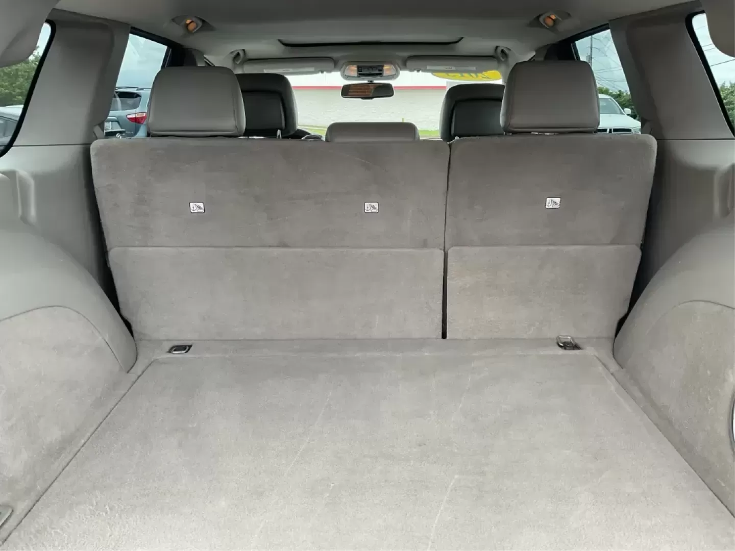 2013 Jeep Grand Cherokee Laredo (1C4RJFAGXDC) with an Other engine, located at 8750 N County Rd 25A, Piqua, OH, 45356, (937) 908-9800, 40.164391, -84.232513 - Photo#12