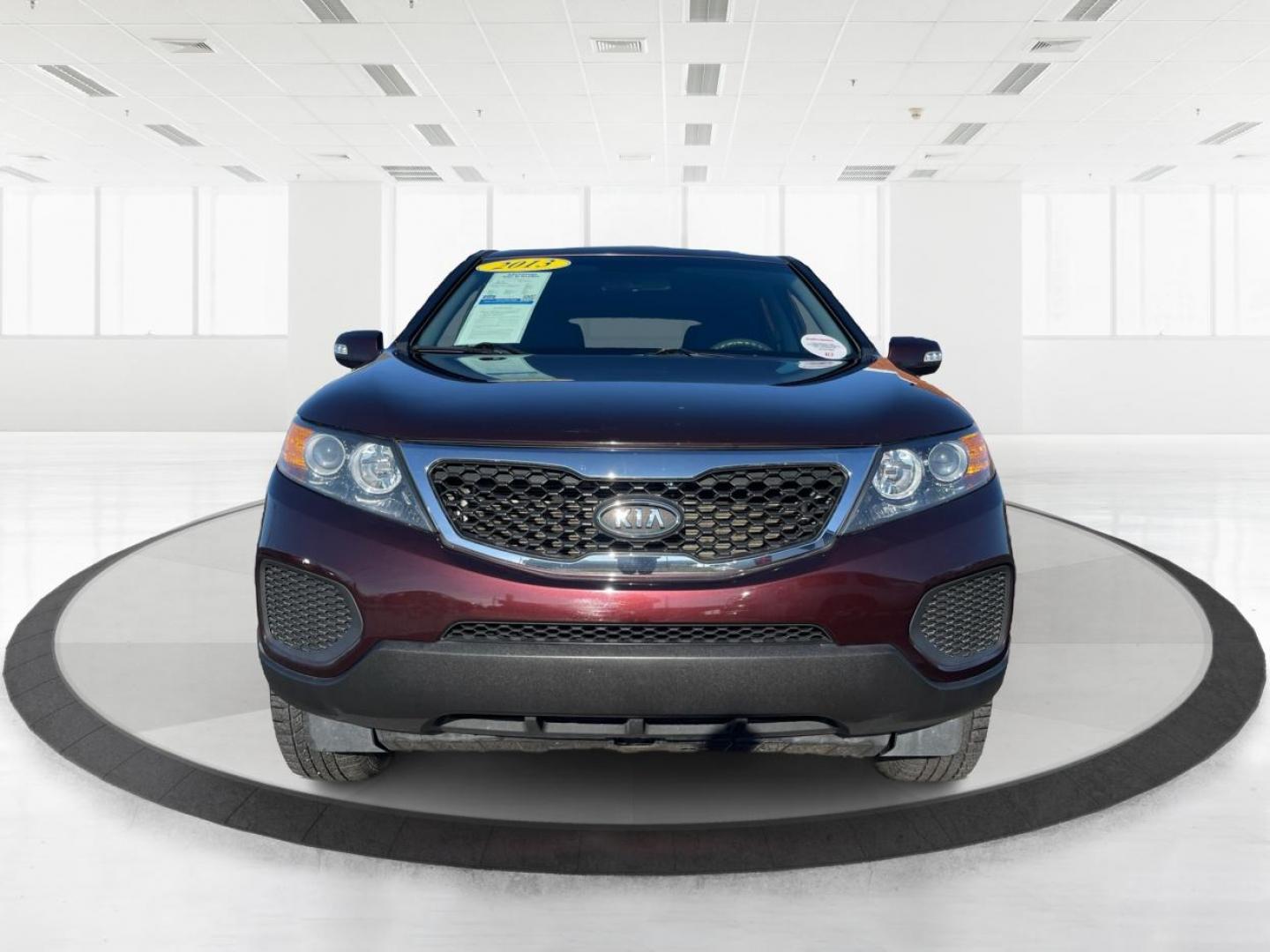 2013 Kia Sorento LX 2WD (5XYKT3A14DG) with an 2.4L L4 DOHC 16V engine, 6-Speed Automatic transmission, located at 8750 N County Rd 25A, Piqua, OH, 45356, (937) 908-9800, 40.164391, -84.232513 - Photo#6