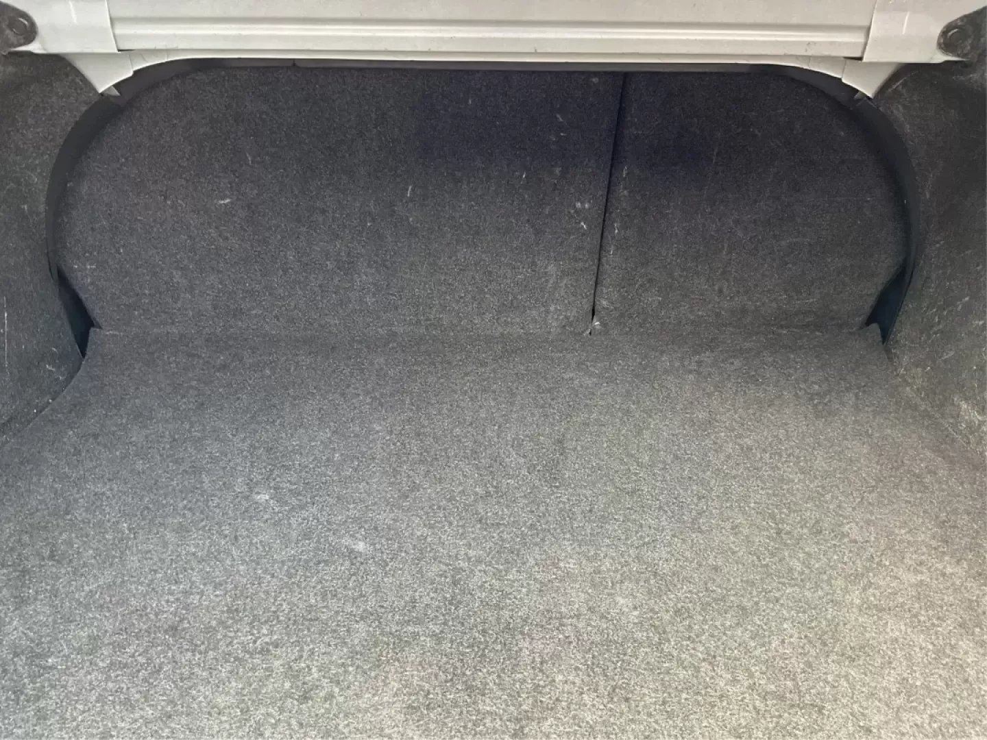 2013 Mazda Mazda3 i SV (JM1BL1TF0D1) with an 2L I-4 DOHC engine, located at 1184 Kauffman Ave, Fairborn, OH, 45324, (937) 908-9800, 39.807072, -84.030914 - Photo#12