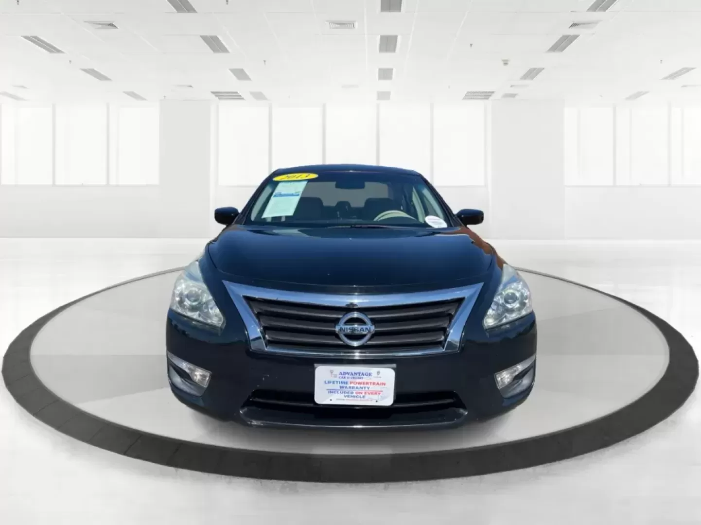 2013 Nissan Altima 2.5 S (1N4AL3AP1DC) with an 2.5L I-4 DOHC engine, located at 401 Woodman Dr, Riverside, OH, 45431, (937) 908-9800, 39.760899, -84.123421 - Photo#6