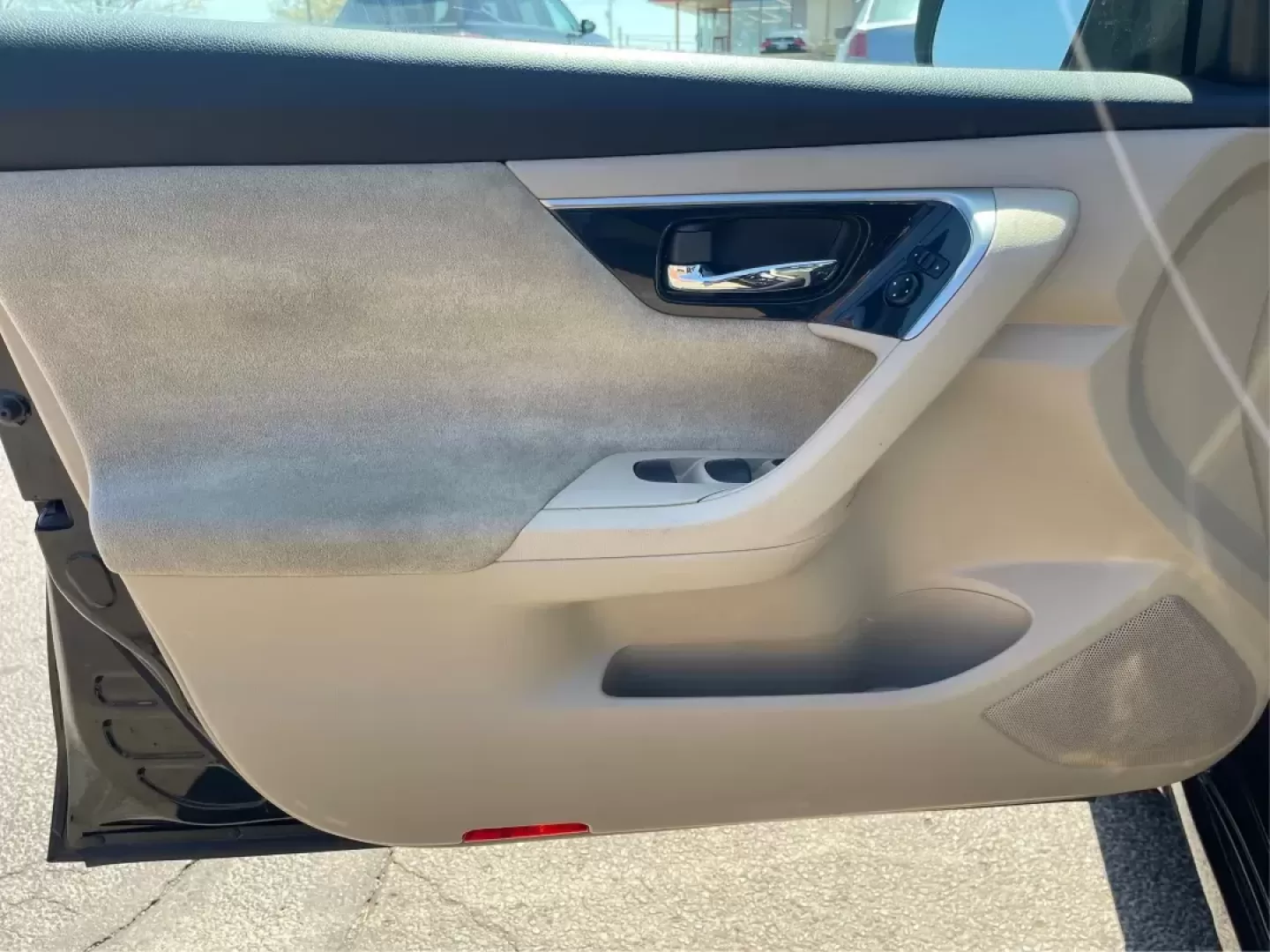 2013 Nissan Altima 2.5 S (1N4AL3AP1DC) with an 2.5L I-4 DOHC engine, located at 401 Woodman Dr, Riverside, OH, 45431, (937) 908-9800, 39.760899, -84.123421 - Photo#18