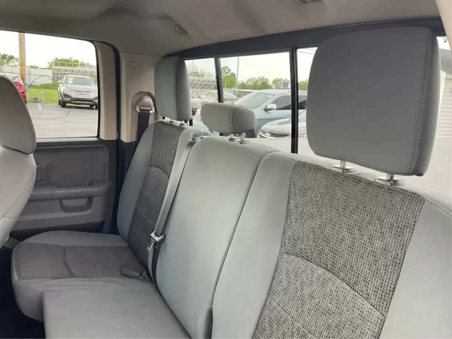 2013 Ram 1500 Big Horn (1C6RR7GT4DS) with an HEMI 5.7L V-8 variable valve control engine, located at 1951 S Dayton Lakeview Rd., New Carlisle, OH, 45344, (937) 908-9800, 39.890999, -84.050255 - Photo#9