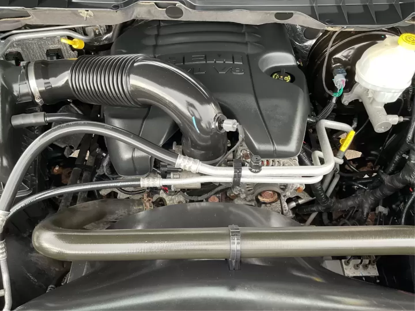 2013 Ram 1500 Big Horn (1C6RR7GT4DS) with an HEMI 5.7L V-8 variable valve control engine, located at 1951 S Dayton Lakeview Rd., New Carlisle, OH, 45344, (937) 908-9800, 39.890999, -84.050255 - Photo#10