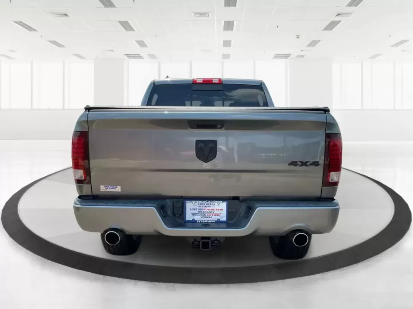 2013 Ram 1500 Sport (1C6RR7MT6DS) with an HEMI 5.7L V-8 variable valve control engine, located at 1951 S Dayton Lakeview Rd., New Carlisle, OH, 45344, (937) 908-9800, 39.890999, -84.050255 - Photo#3