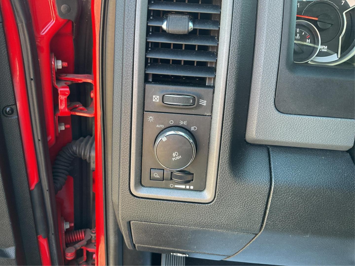2013 Ram 1500 Tradesman (1C6RR7FT8DS) with an Other engine, located at 4508 South Dixie Dr, Moraine, OH, 45439, (937) 908-9800, 39.689976, -84.218452 - Photo#15