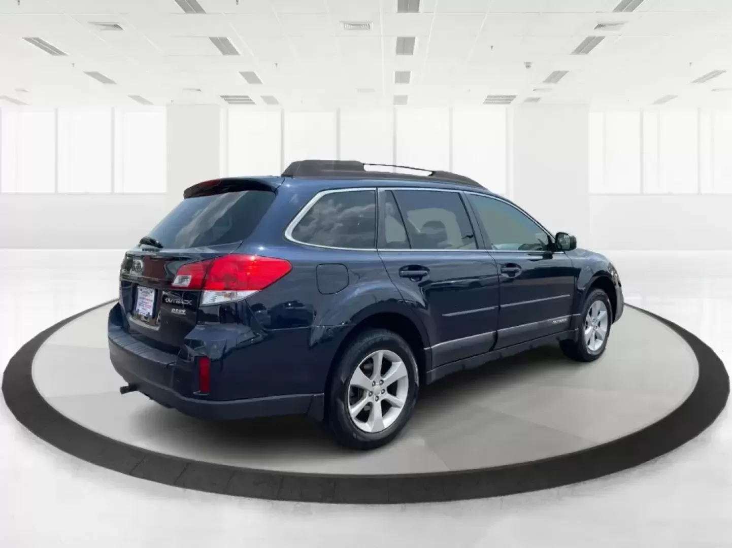 2013 Subaru Outback 2.5i Premium (4S4BRBGC0D3) with an 2.5L H-4 DOHC engine, located at 401 Woodman Dr, Riverside, OH, 45431, (937) 908-9800, 39.760899, -84.123421 - Photo#2
