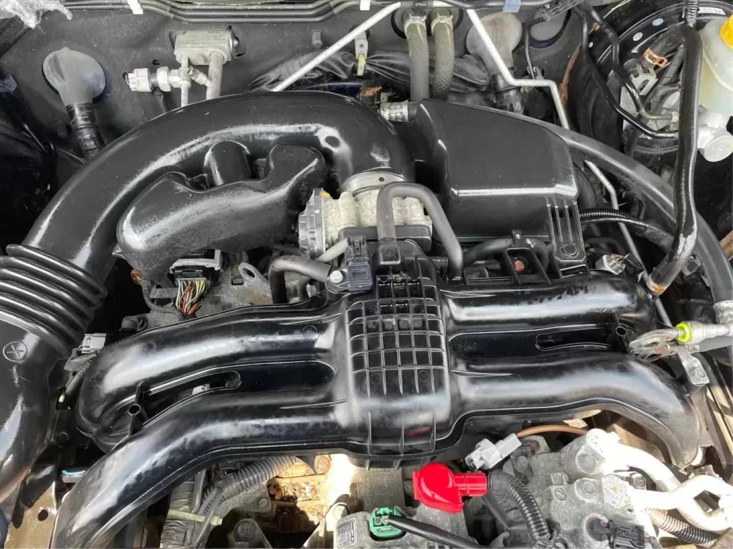2013 Subaru Outback 2.5i Premium (4S4BRBGC0D3) with an 2.5L H-4 DOHC engine, located at 401 Woodman Dr, Riverside, OH, 45431, (937) 908-9800, 39.760899, -84.123421 - Photo#10