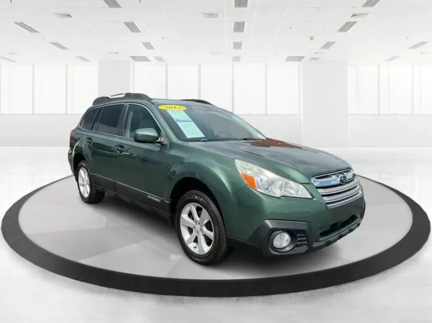 2013 Subaru Outback 2.5i Premium (4S4BRBCC7D3) with an 2.5L H-4 DOHC engine, located at 1184 Kauffman Ave, Fairborn, OH, 45324, (937) 908-9800, 39.807072, -84.030914 - Photo#0