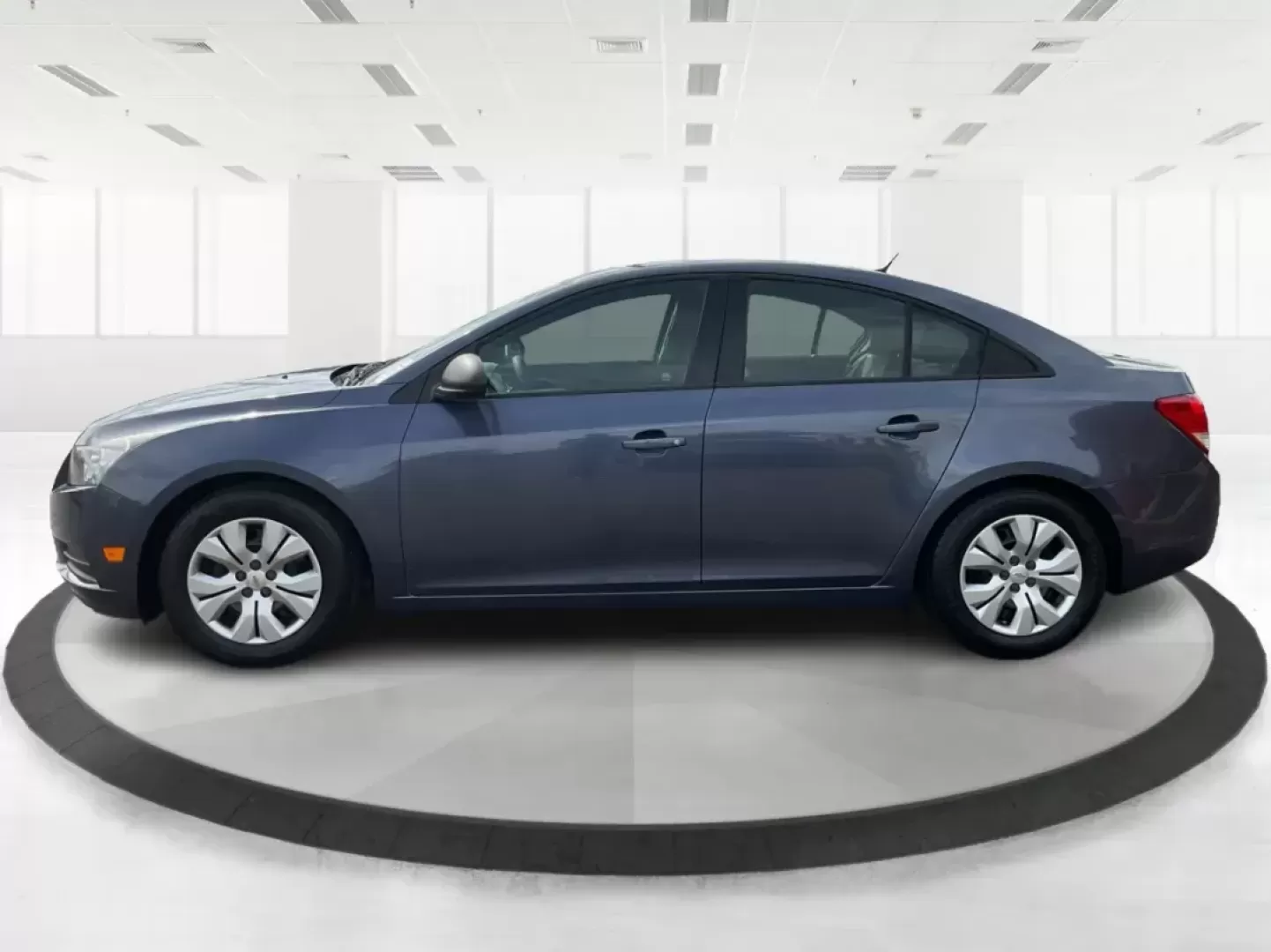 2014 Chevrolet Cruze LS Auto (1G1PA5SG0E7) with an ECOTEC 1.8L I-4 DOHC engine, located at 1230 East Main St, Xenia, OH, 45385, (937) 908-9800, 39.688026, -83.910172 - Photo#6
