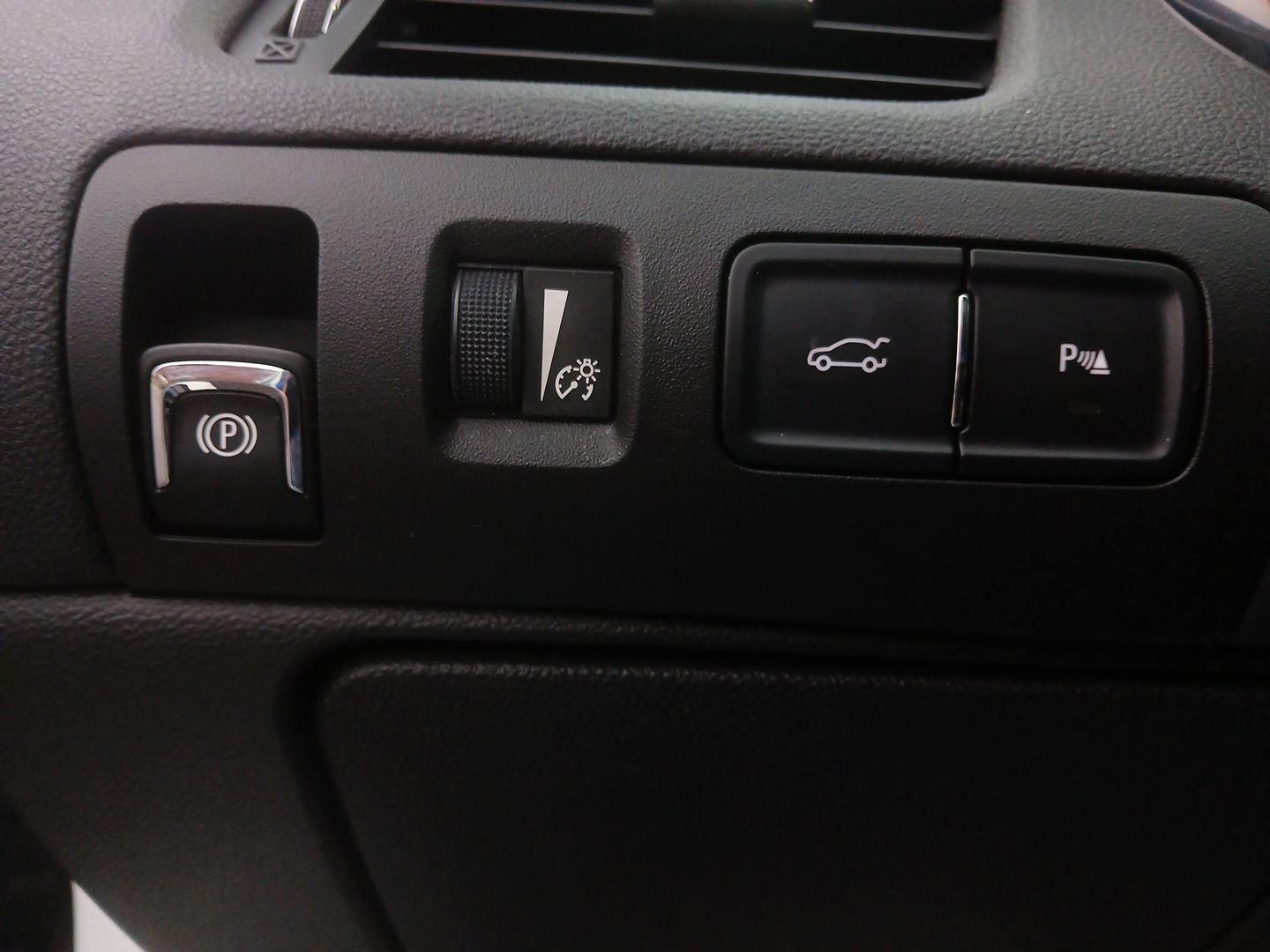 2014 Chevrolet Impala LS (2G11Y5SLXE9) with an 2.5L L4 DOHC 16V engine, 6-Speed Automatic transmission, located at 1099 N County Rd 25A , Troy, OH, 45373, (937) 908-9800, 40.057079, -84.212883 - Photo#16