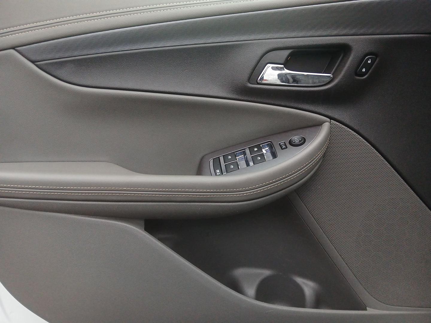2014 Chevrolet Impala LS (2G11Y5SLXE9) with an 2.5L L4 DOHC 16V engine, 6-Speed Automatic transmission, located at 1099 N County Rd 25A , Troy, OH, 45373, (937) 908-9800, 40.057079, -84.212883 - Photo#18
