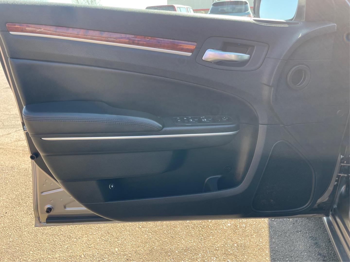 2014 Chrysler 300 RWD (2C3CCAAG8EH) with an Other engine, located at 4508 South Dixie Dr, Moraine, OH, 45439, (937) 908-9800, 39.689976, -84.218452 - Photo#18