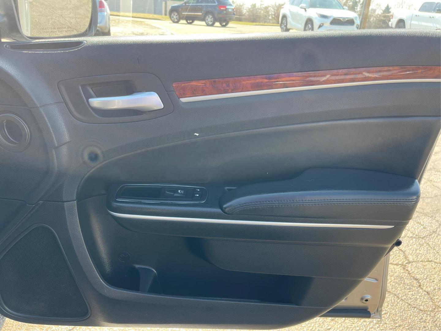 2014 Chrysler 300 RWD (2C3CCAAG8EH) with an Other engine, located at 4508 South Dixie Dr, Moraine, OH, 45439, (937) 908-9800, 39.689976, -84.218452 - Photo#19