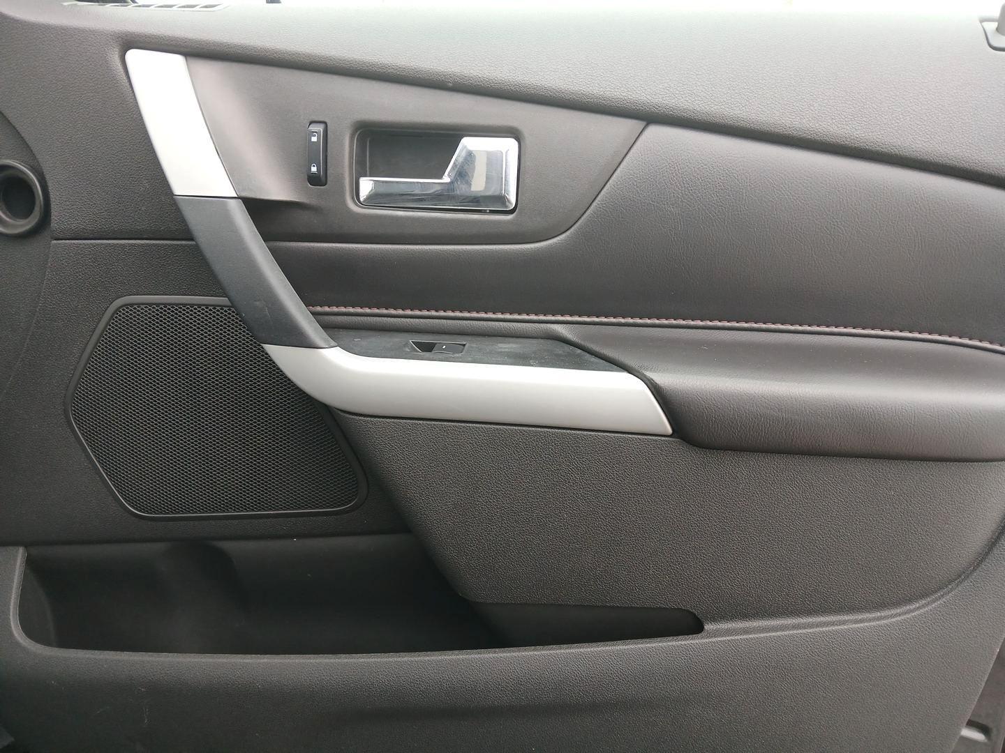 2014 Ford Edge SEL FWD (2FMDK3JC1EB) with an 3.5L V6 DOHC 24V engine, 6-Speed Automatic transmission, located at 8750 N County Rd 25A, Piqua, OH, 45356, (937) 908-9800, 40.164391, -84.232513 - Photo#19