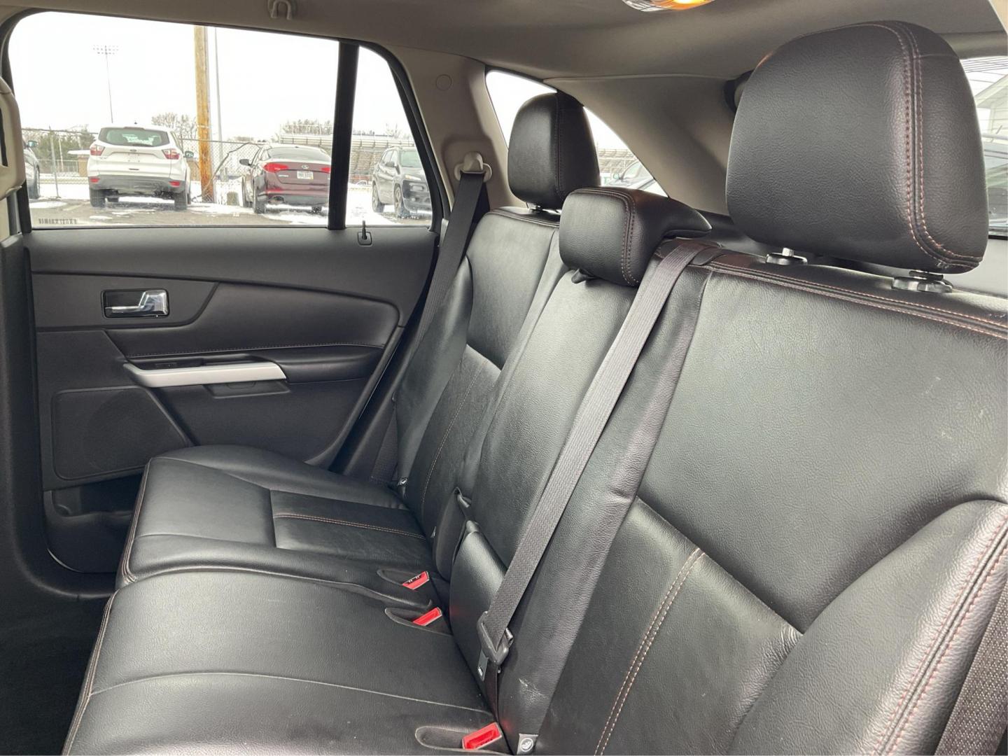 2014 Ford Edge SEL AWD (2FMDK4JC9EB) with an 3.5L V6 DOHC 24V engine, 6-Speed Automatic transmission, located at 401 Woodman Dr, Riverside, OH, 45431, (937) 908-9800, 39.760899, -84.123421 - Photo#9