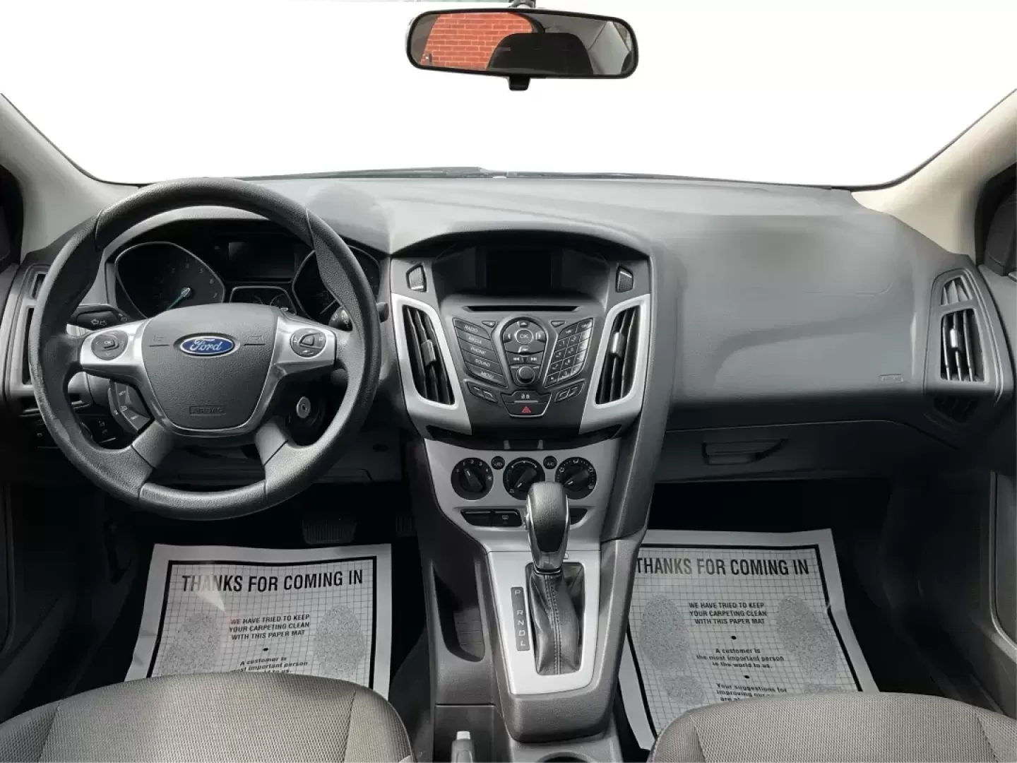 2014 Ford Focus SE (1FADP3F21EL) with an 2L I-4 gasoline direct injection engine, located at 1099 N County Rd 25A , Troy, OH, 45373, (937) 908-9800, 40.057079, -84.212883 - Photo#19