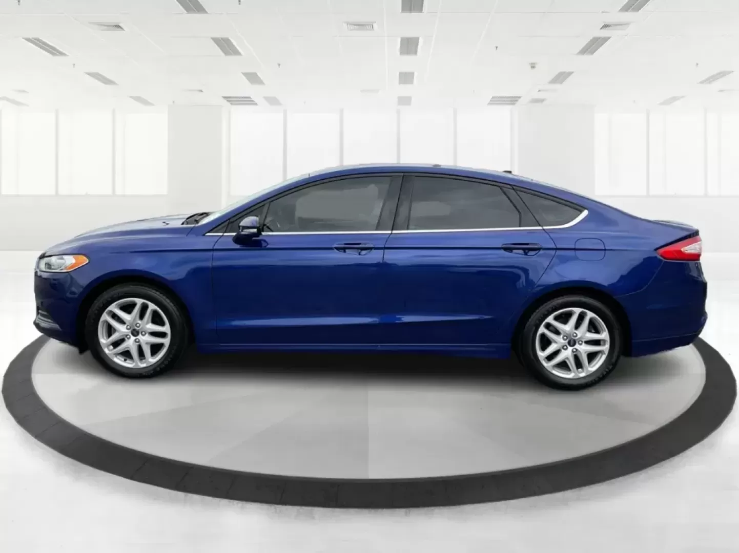 2014 Ford Fusion SE (3FA6P0H78ER) with an Other engine, located at 4508 South Dixie Dr, Moraine, OH, 45439, (937) 908-9800, 39.689976, -84.218452 - Photo#5