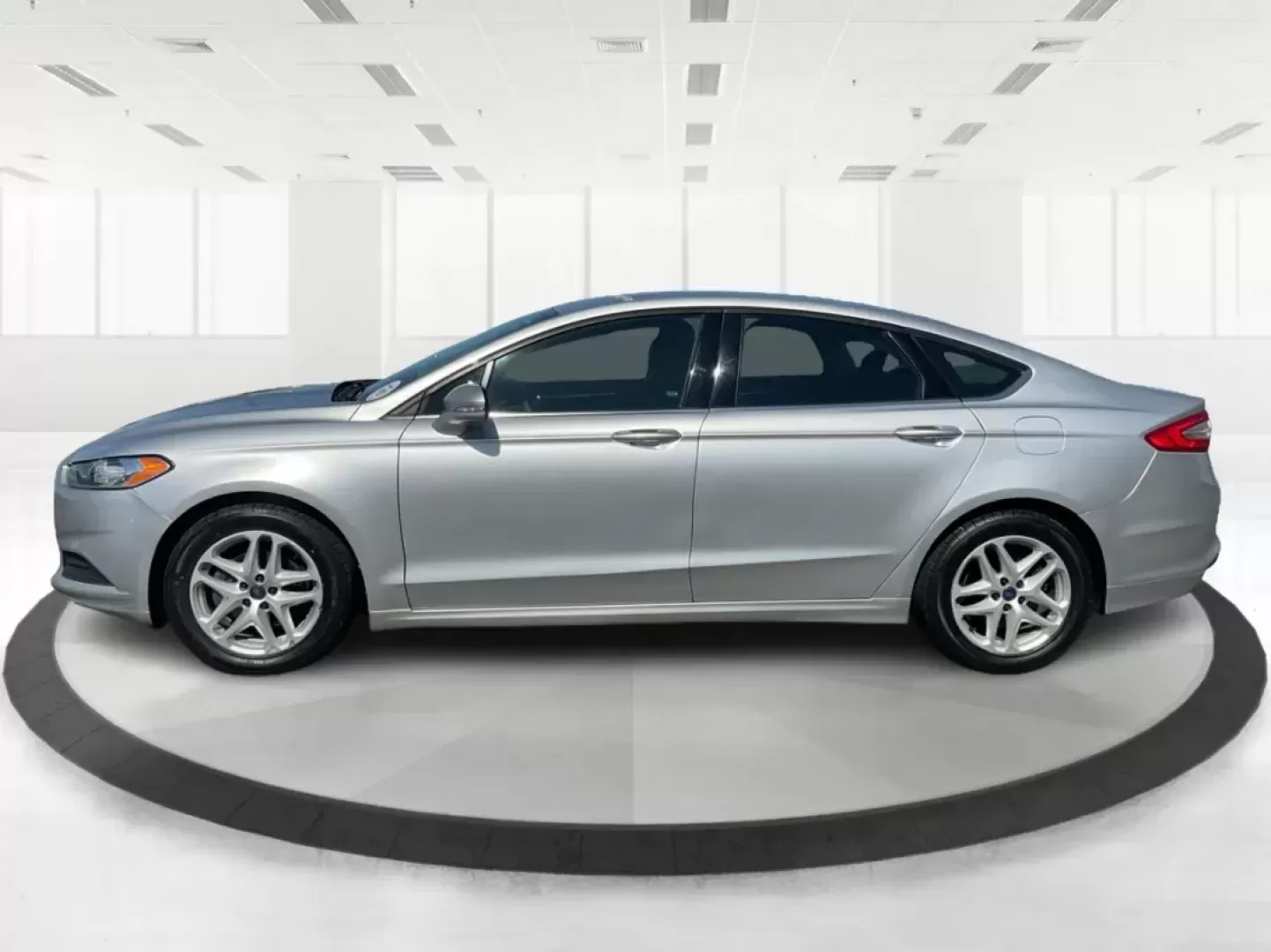 2014 Ford Fusion SE (3FA6P0H72ER) with an Other engine, located at 1099 N County Rd 25A , Troy, OH, 45373, (937) 908-9800, 40.057079, -84.212883 - Photo#5