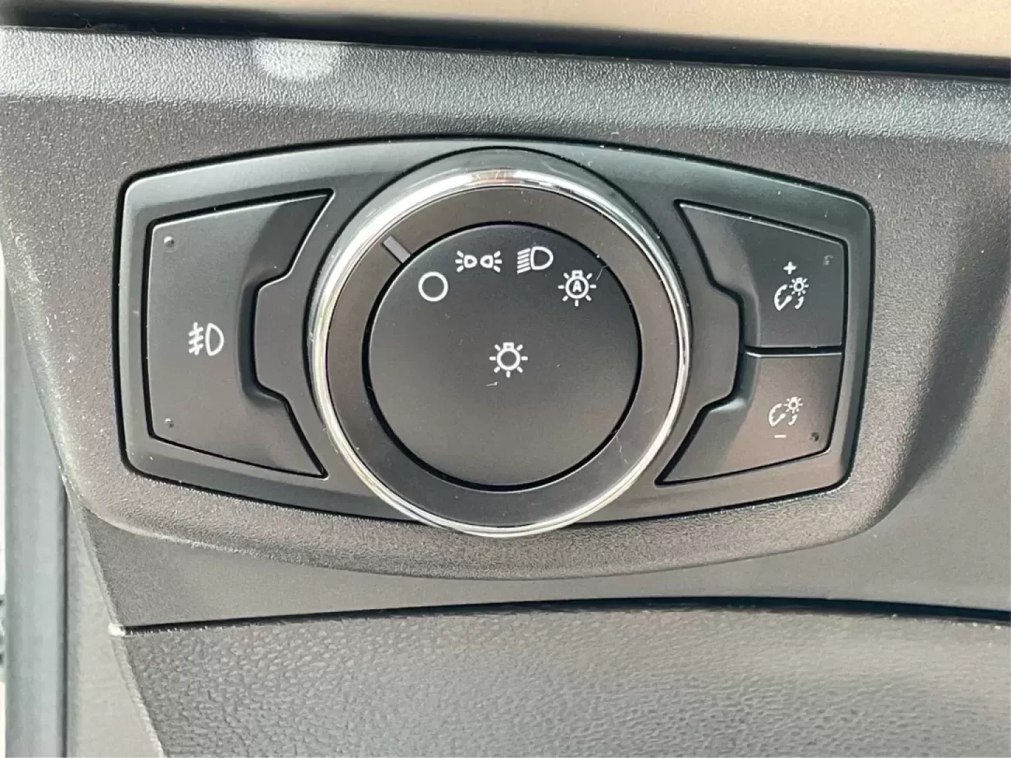 2014 Ford Fusion SE (3FA6P0H9XER) with an Other engine, located at 8750 N County Rd 25A, Piqua, OH, 45356, (937) 908-9800, 40.164391, -84.232513 - Photo#17