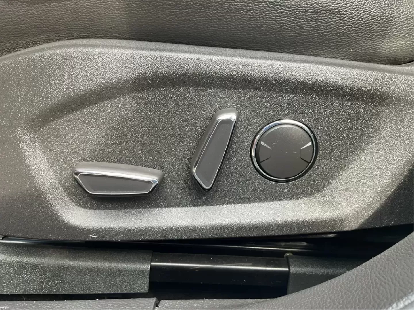 2014 Ford Fusion SE (3FA6P0H9XER) with an Other engine, located at 8750 N County Rd 25A, Piqua, OH, 45356, (937) 908-9800, 40.164391, -84.232513 - Photo#18