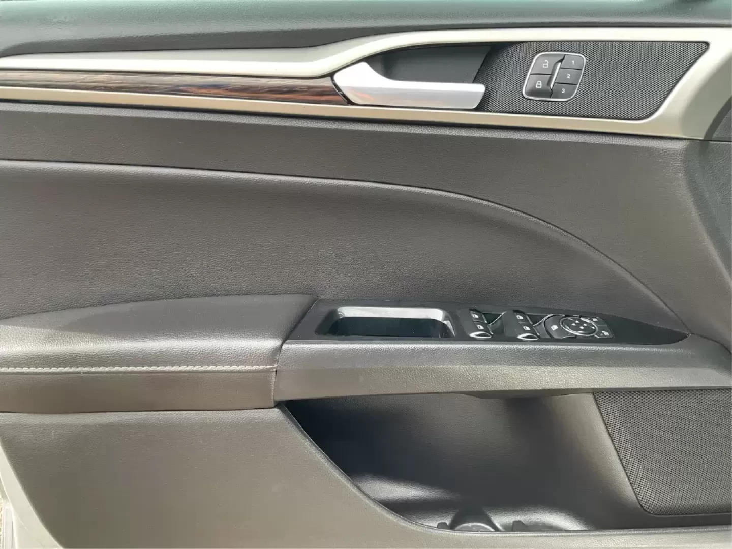 2014 Ford Fusion SE (3FA6P0H9XER) with an Other engine, located at 8750 N County Rd 25A, Piqua, OH, 45356, (937) 908-9800, 40.164391, -84.232513 - Photo#19