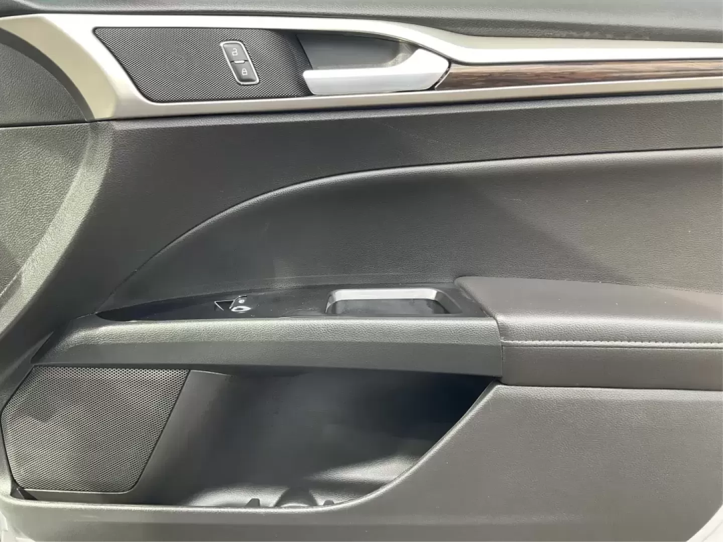 2014 Ford Fusion SE (3FA6P0H9XER) with an Other engine, located at 8750 N County Rd 25A, Piqua, OH, 45356, (937) 908-9800, 40.164391, -84.232513 - Photo#20