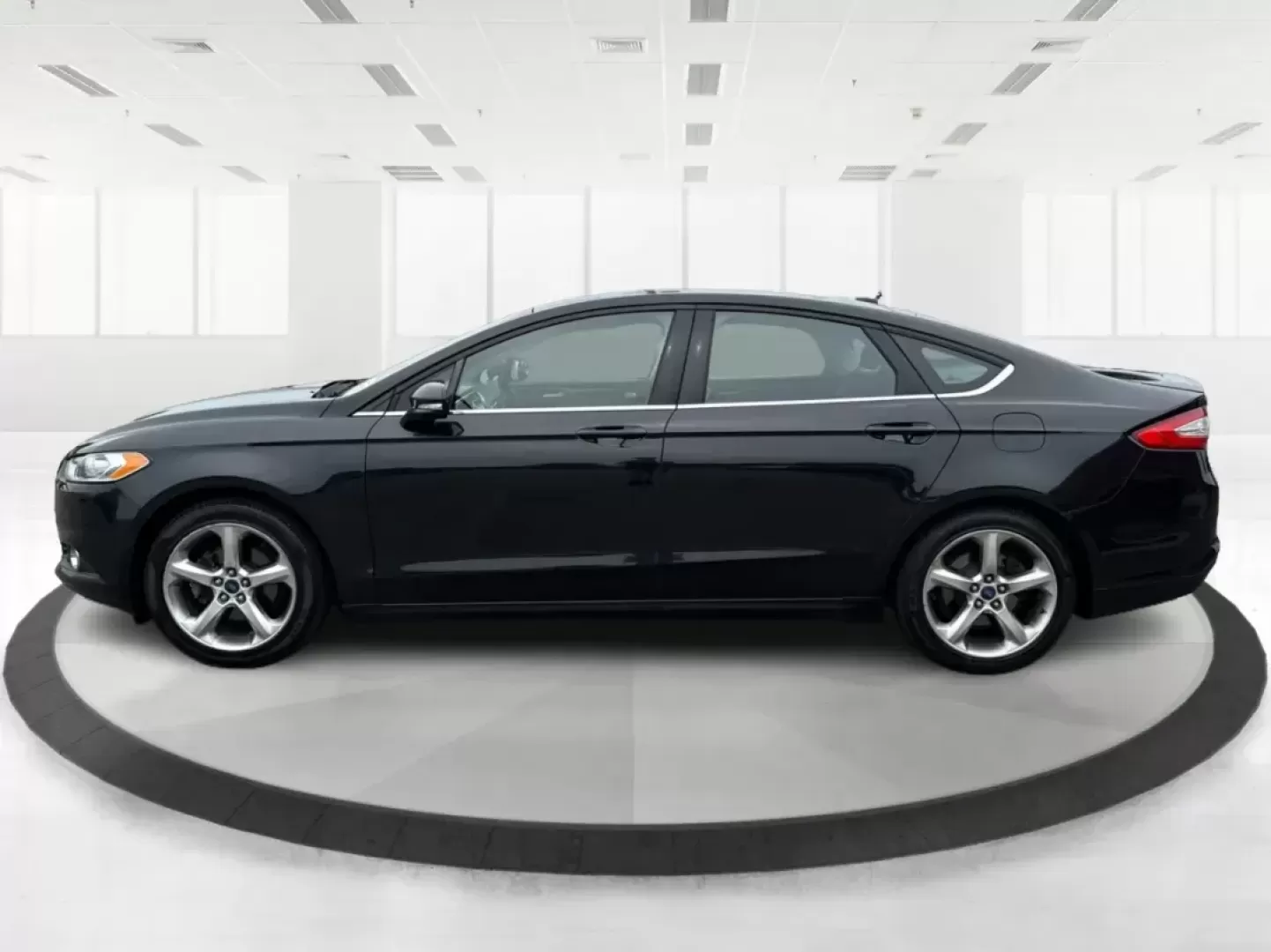 2014 Ford Fusion SE (3FA6P0H78ER) with an Other engine, located at 8750 N County Rd 25A, Piqua, OH, 45356, (937) 908-9800, 40.164391, -84.232513 - Photo#5