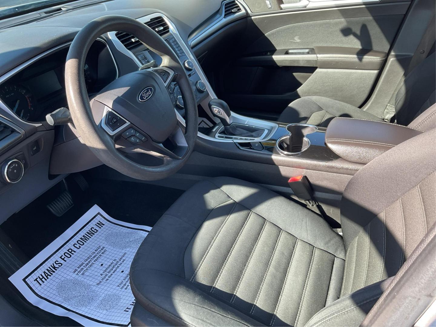 2014 Ingot Silver Ford Fusion SE (1FA6P0H76E5) with an 2.5L L4 DOHC 16V engine, located at 4508 South Dixie Dr, Moraine, OH, 45439, (937) 908-9800, 39.689976, -84.218452 - Photo#8