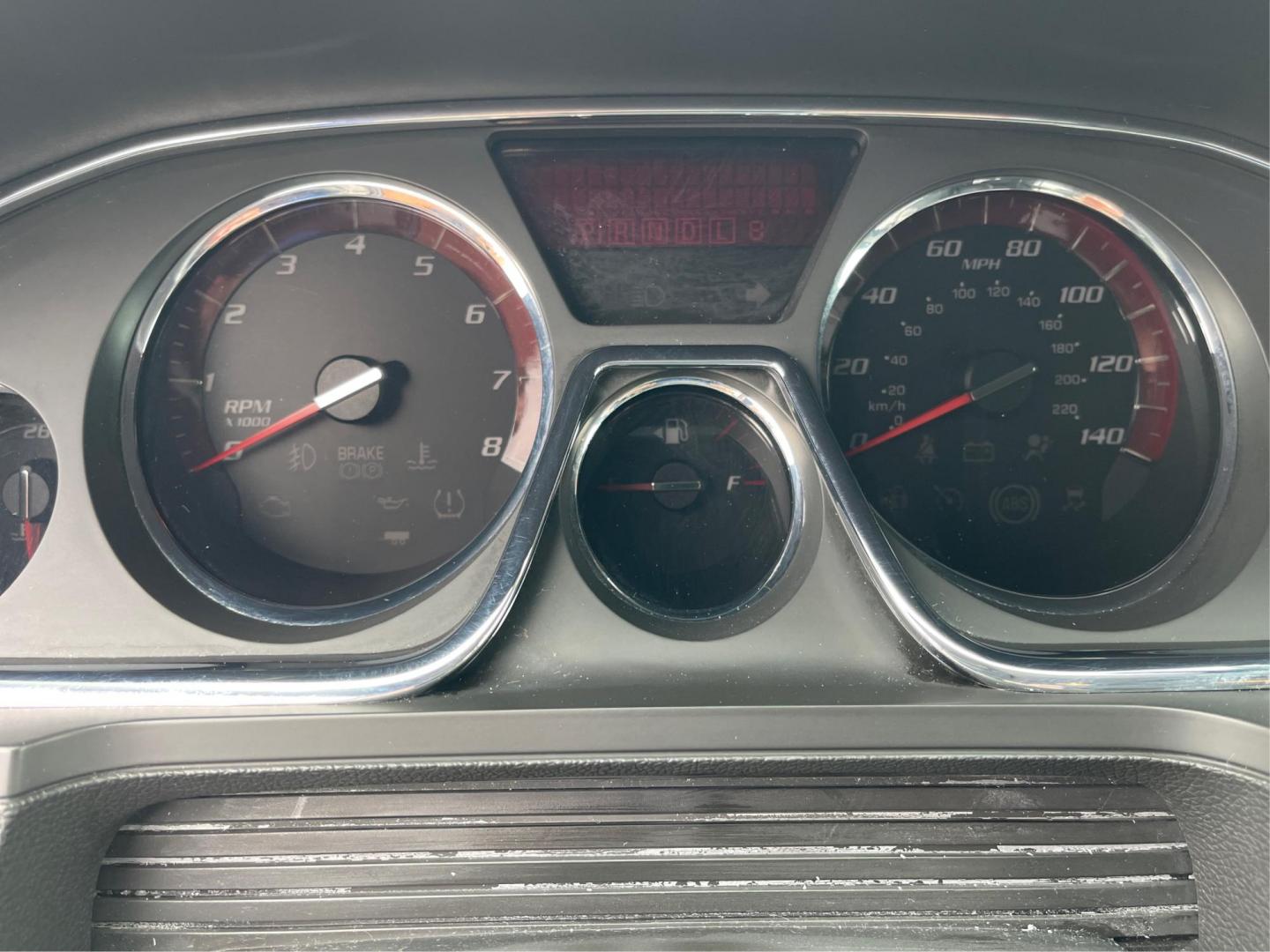 2014 GMC Acadia SLT-1 (1GKKVRKD2EJ) with an 3.6L V-6 gasoline direct injection engine, located at 1099 N County Rd 25A , Troy, OH, 45373, (937) 908-9800, 40.057079, -84.212883 - Photo#14