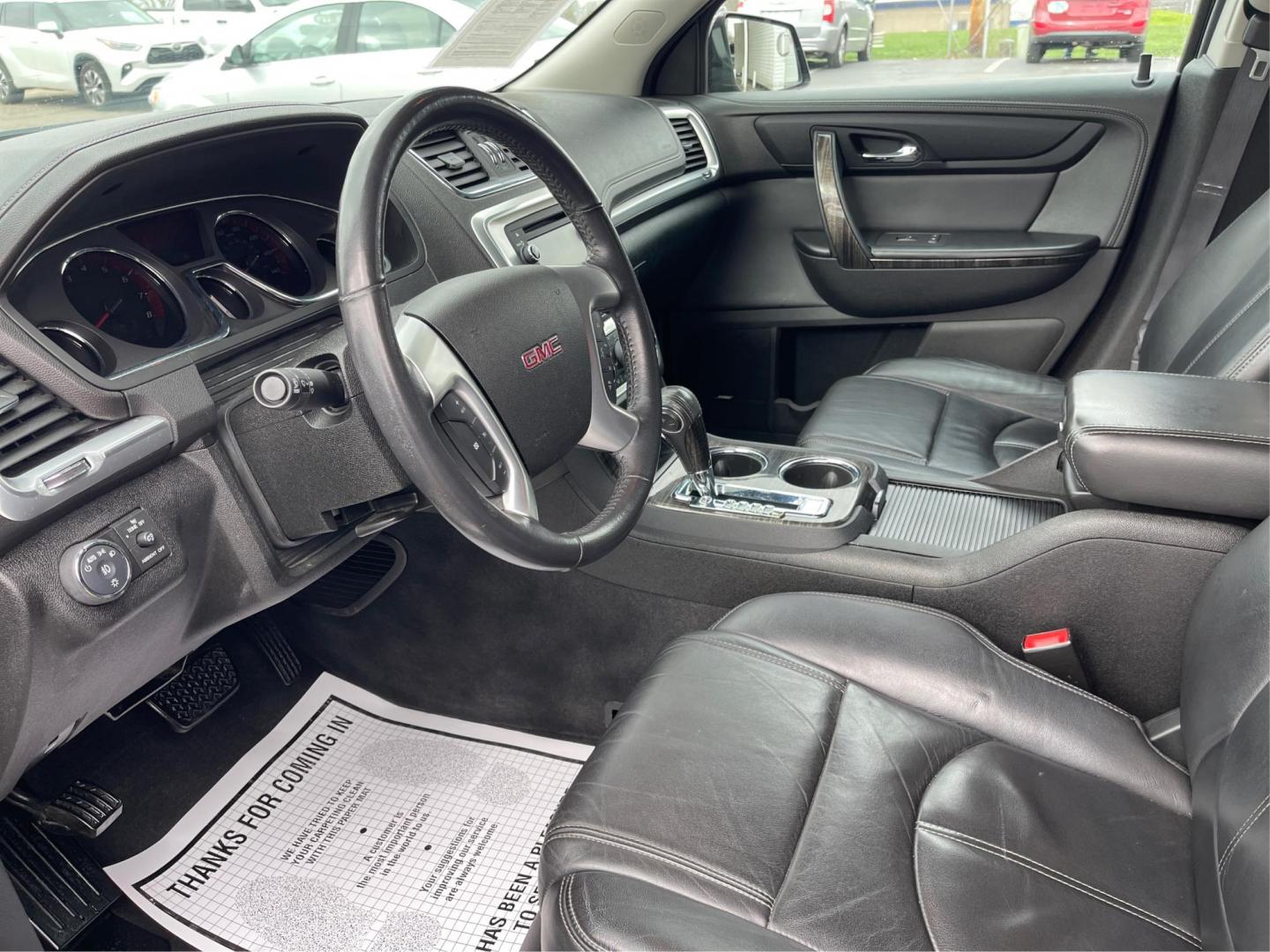 2014 GMC Acadia SLT-1 (1GKKVRKD2EJ) with an 3.6L V-6 gasoline direct injection engine, located at 1099 N County Rd 25A , Troy, OH, 45373, (937) 908-9800, 40.057079, -84.212883 - Photo#8