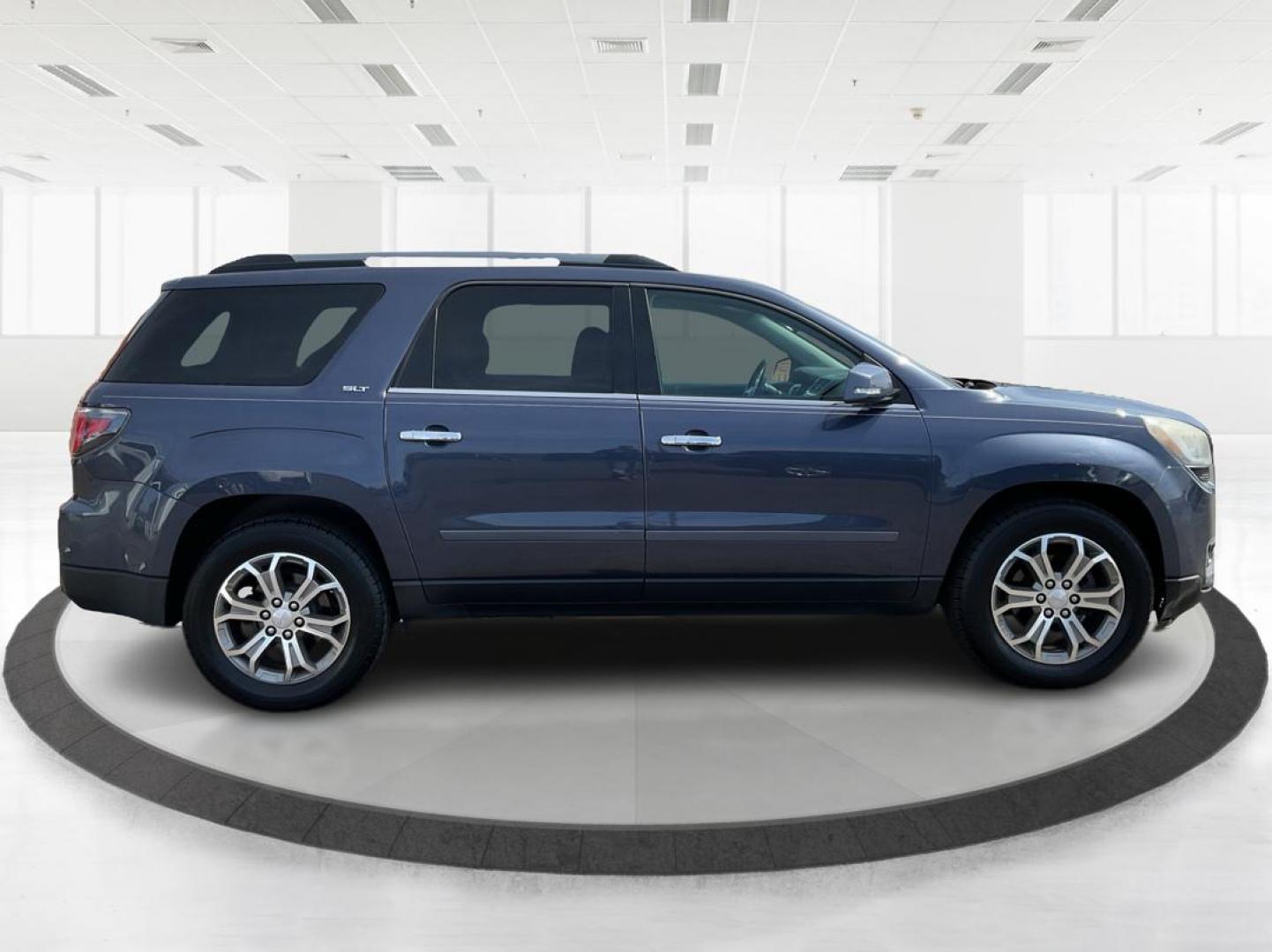 2014 GMC Acadia SLT-1 (1GKKVRKD7EJ) with an 3.6L V-6 gasoline direct injection engine, located at 880 E. National Road, Vandalia, OH, 45377, (937) 908-9800, 39.891918, -84.183594 - Photo#1