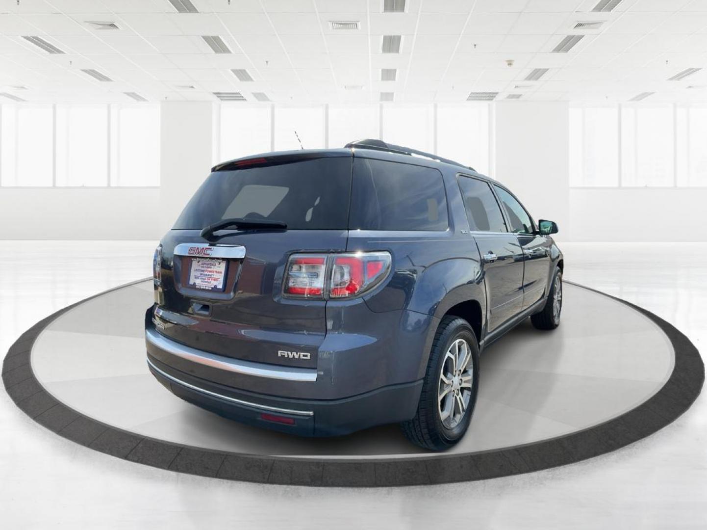 2014 GMC Acadia SLT-1 (1GKKVRKD7EJ) with an 3.6L V-6 gasoline direct injection engine, located at 880 E. National Road, Vandalia, OH, 45377, (937) 908-9800, 39.891918, -84.183594 - Photo#2