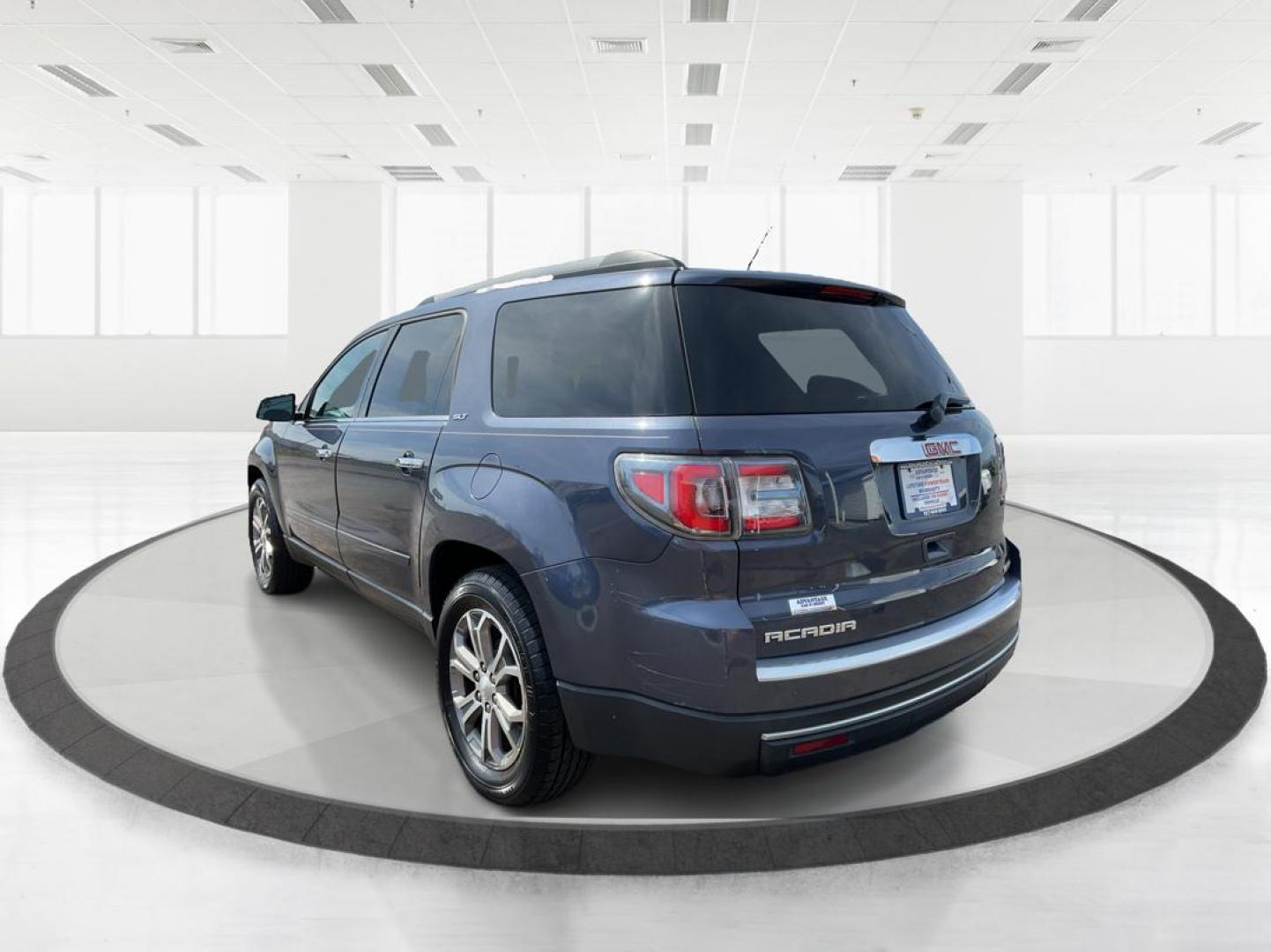 2014 GMC Acadia SLT-1 (1GKKVRKD7EJ) with an 3.6L V-6 gasoline direct injection engine, located at 880 E. National Road, Vandalia, OH, 45377, (937) 908-9800, 39.891918, -84.183594 - Photo#4
