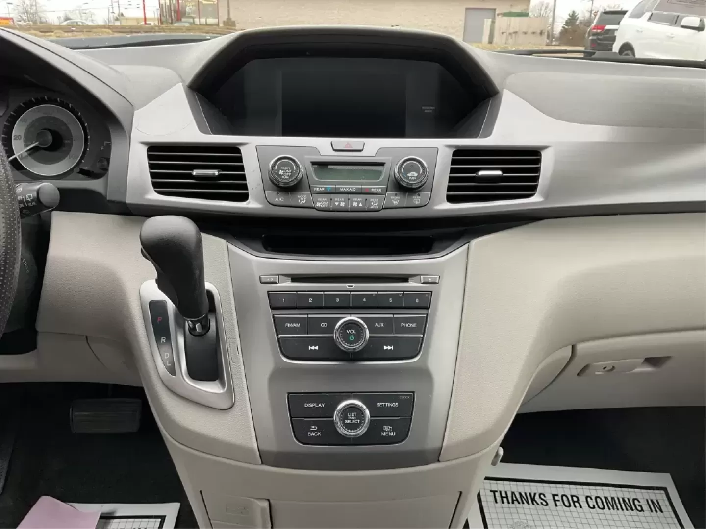 2014 Honda Odyssey LX (5FNRL5H23EB) with an 3.5L V-6 i-VTEC variable valve control engine, located at 1230 East Main St, Xenia, OH, 45385, (937) 908-9800, 39.688026, -83.910172 - Photo#12