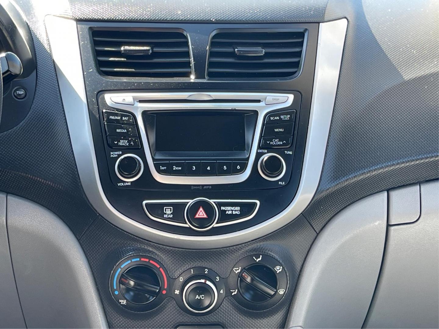 2014 Hyundai Accent GLS 4-Door (KMHCT4AE0EU) with an 1.6L L4 DOHC 16V engine, located at 8750 N County Rd 25A, Piqua, OH, 45356, (937) 908-9800, 40.164391, -84.232513 - Photo#11