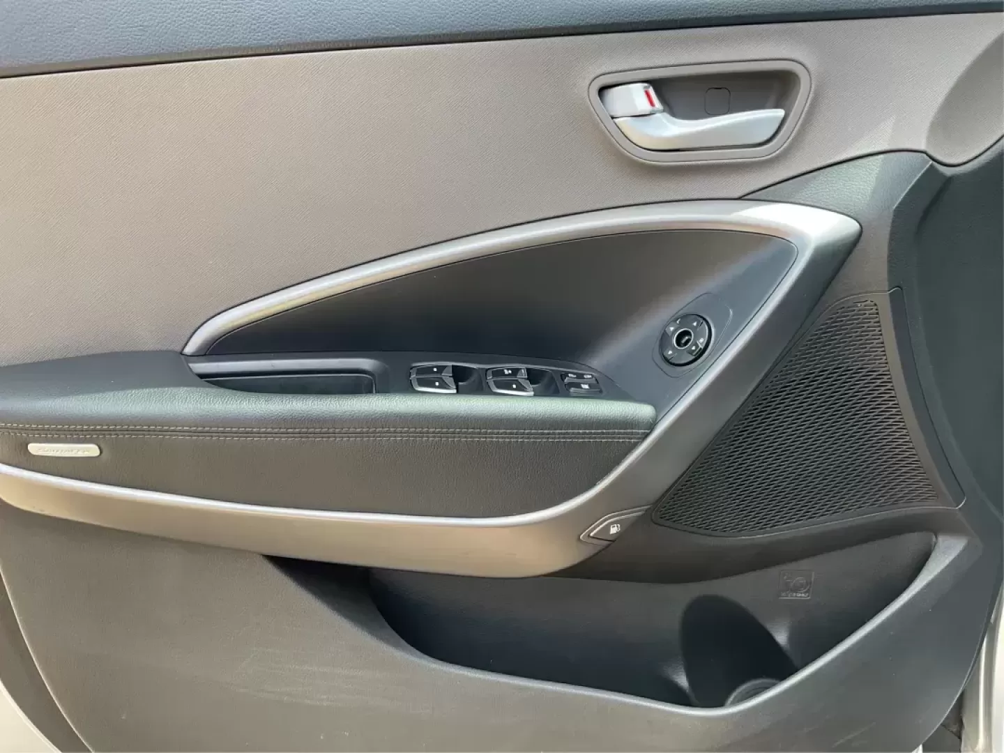 2014 Moonstone Silver Hyundai Santa Fe Sport 2.4 AWD (5XYZUDLB6EG) with an 2.4L L4 DOHC 16V engine, 6-Speed Automatic transmission, located at 8750 N County Rd 25A, Piqua, OH, 45356, (937) 908-9800, 40.164391, -84.232513 - Photo#16