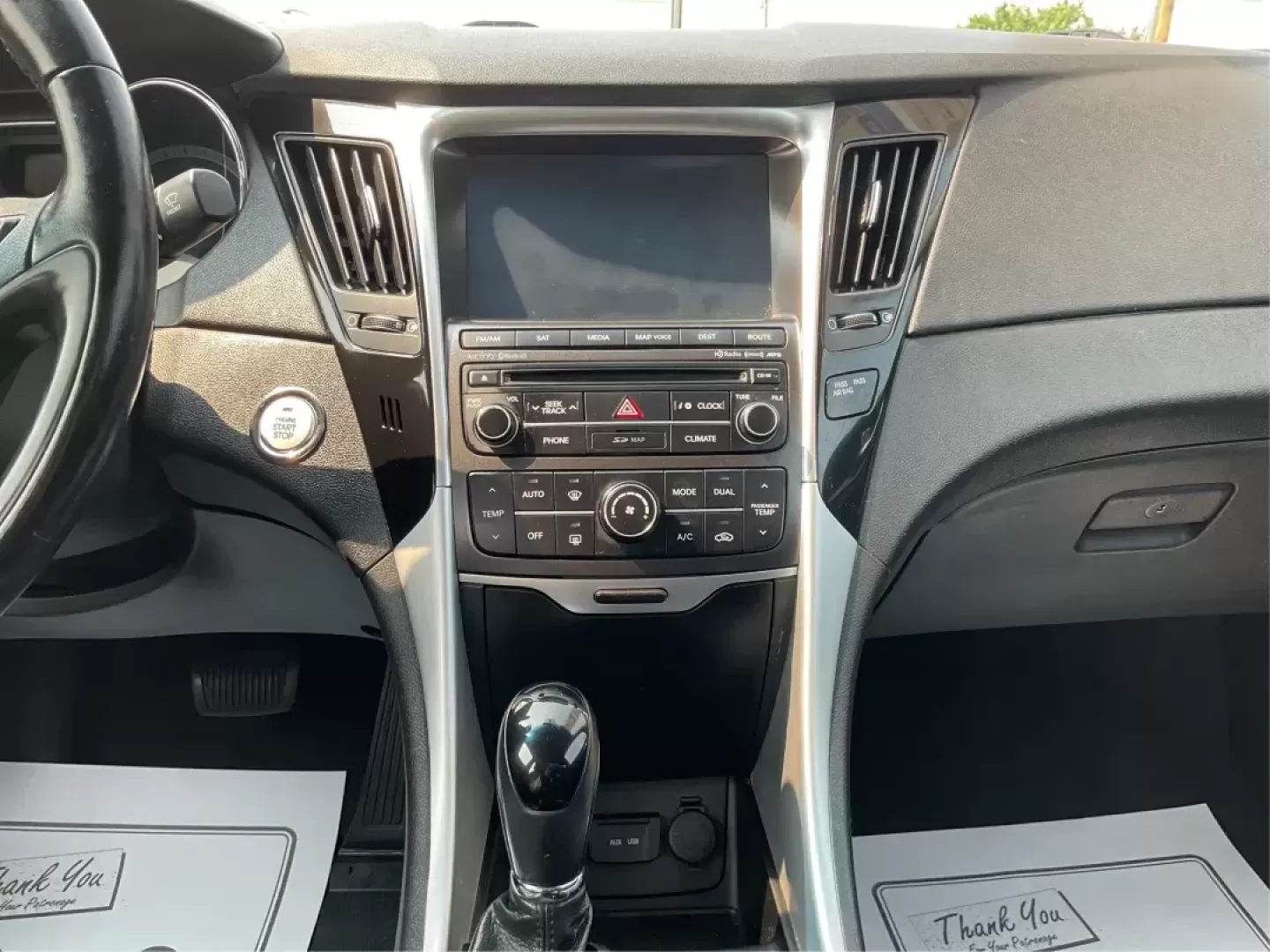 2014 Hyundai Sonata Limited (5NPEC4AC8EH) with an 2.4L I-4 gasoline direct injection engine, located at 1951 S Dayton Lakeview Rd., New Carlisle, OH, 45344, (937) 908-9800, 39.890999, -84.050255 - Photo#12