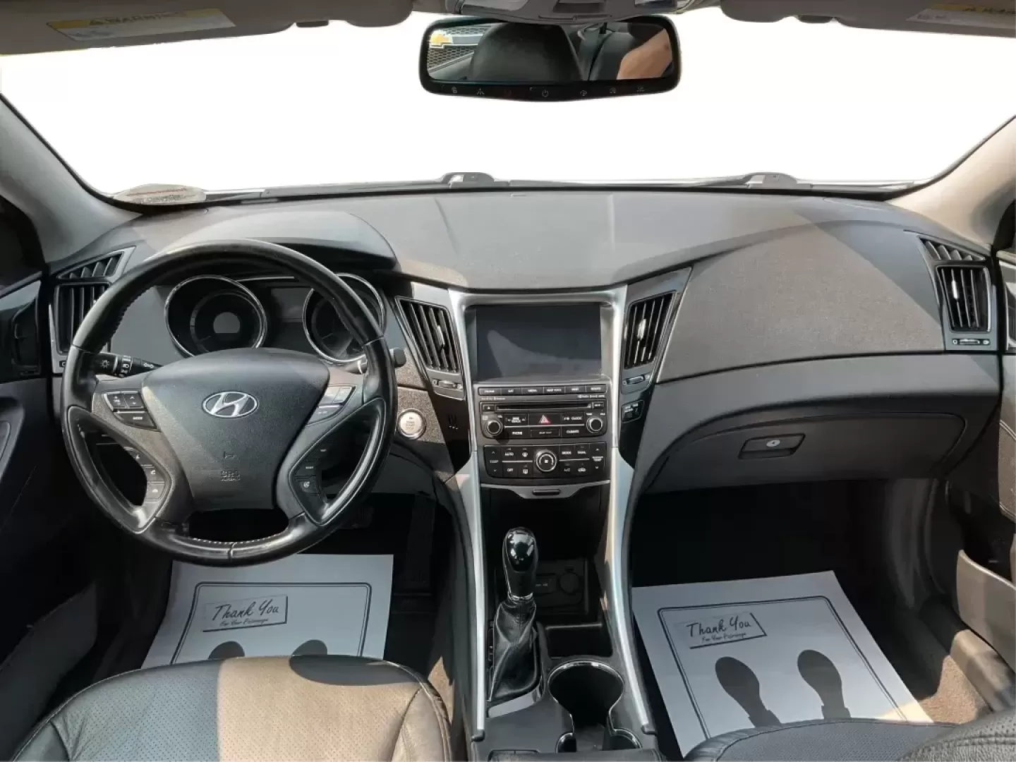 2014 Hyundai Sonata Limited (5NPEC4AC8EH) with an 2.4L I-4 gasoline direct injection engine, located at 1951 S Dayton Lakeview Rd., New Carlisle, OH, 45344, (937) 908-9800, 39.890999, -84.050255 - Photo#19