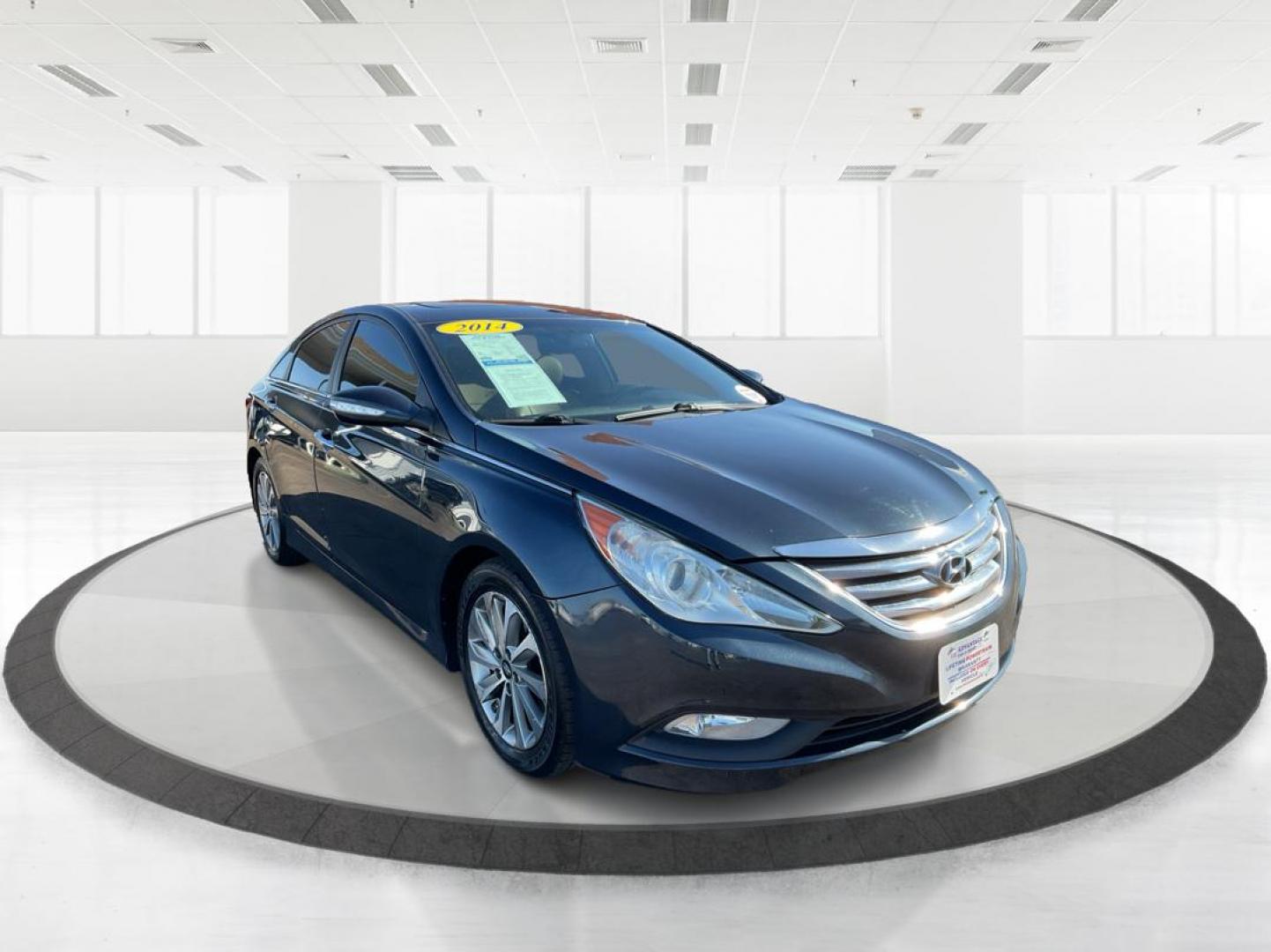 2014 Hyundai Sonata Limited 2.0T (5NPEC4AB6EH) with an 2L I-4 gasoline direct injection engine, located at 8750 N County Rd 25A, Piqua, OH, 45356, (937) 908-9800, 40.164391, -84.232513 - Photo#0