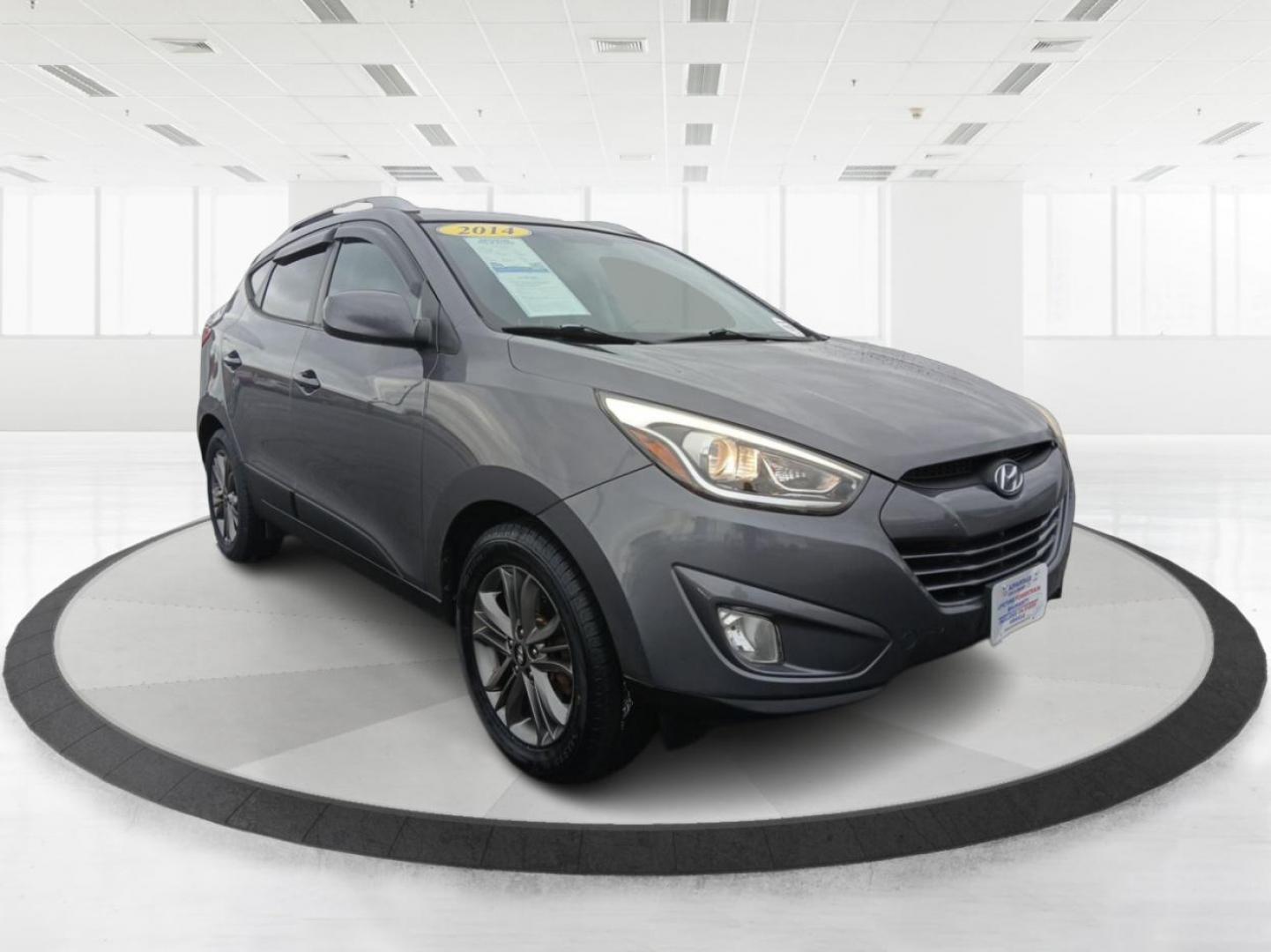 2014 Hyundai Tucson GLS AWD (KM8JUCAGXEU) with an 2.4L L4 DOHC 16V engine, 6-Speed Automatic transmission, located at 880 E. National Road, Vandalia, OH, 45377, (937) 908-9800, 39.891918, -84.183594 - Photo#0