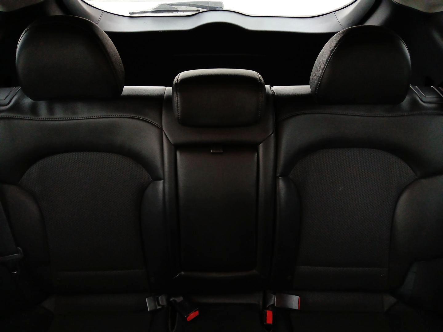 2014 Hyundai Tucson GLS AWD (KM8JUCAGXEU) with an 2.4L L4 DOHC 16V engine, 6-Speed Automatic transmission, located at 880 E. National Road, Vandalia, OH, 45377, (937) 908-9800, 39.891918, -84.183594 - Photo#13